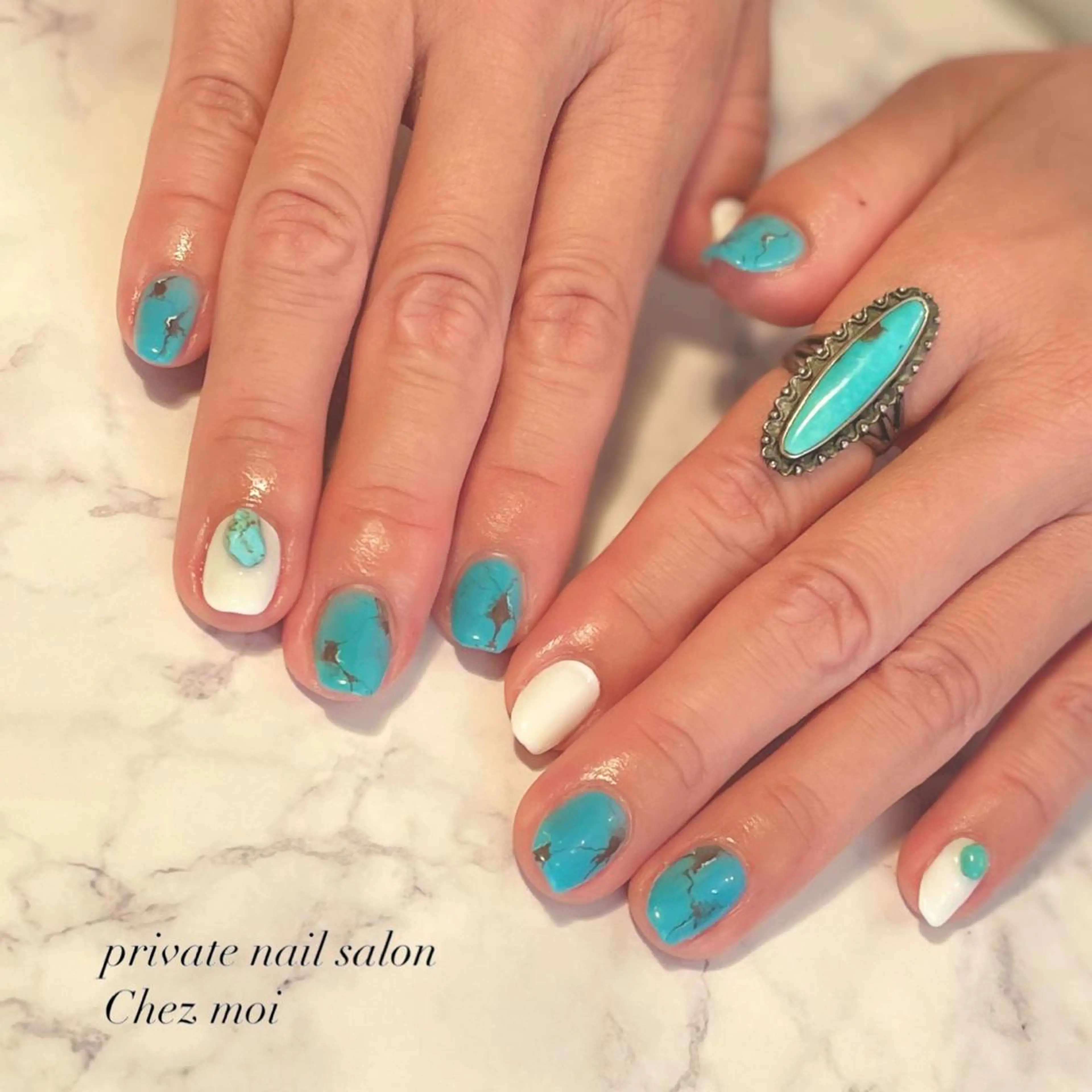 ネイル KOMINE TOMOKOのネイルデザイン