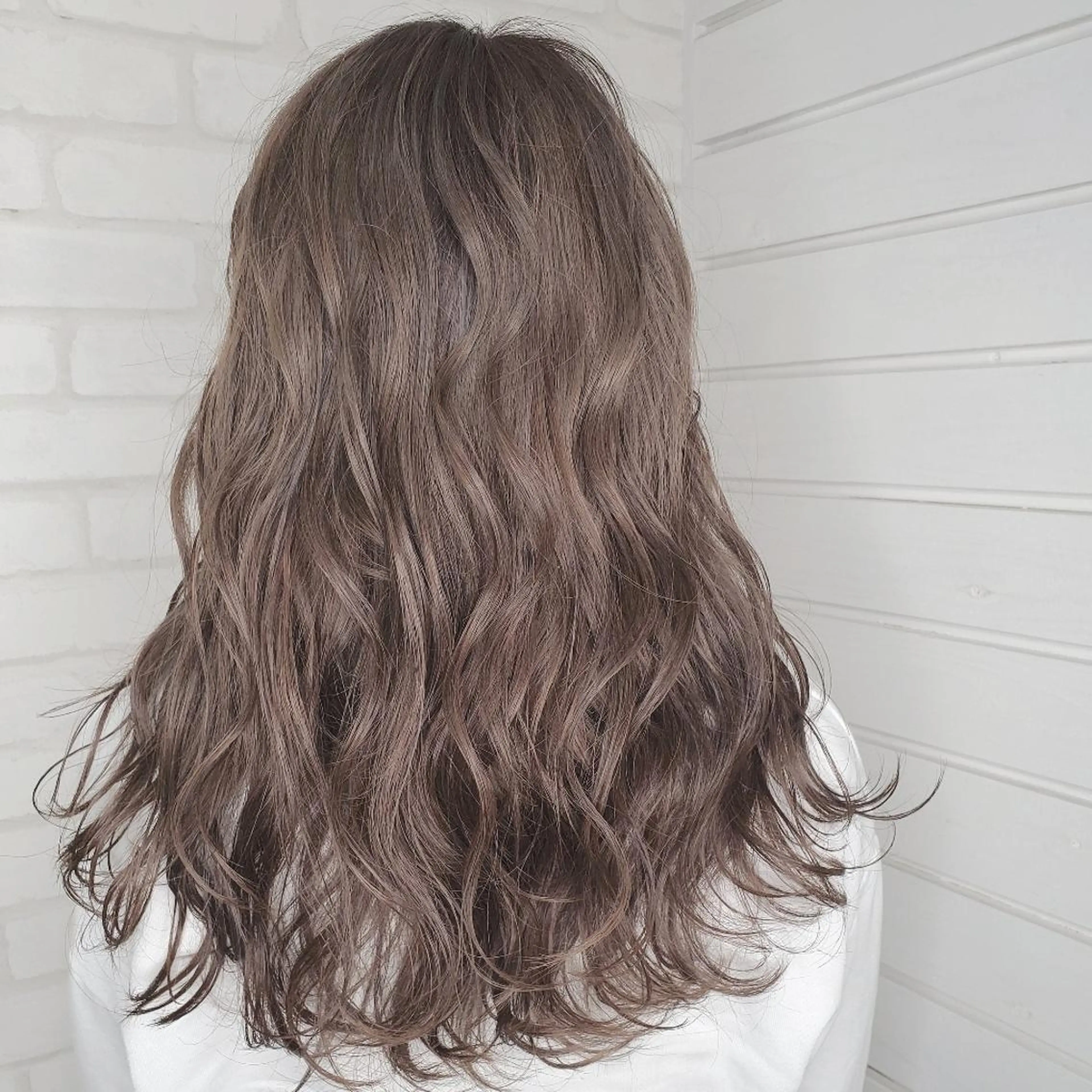 髪もつやつや頭皮の汚れも綺麗に✨✨ヘアカラー +ヘッドスパ✨の写真