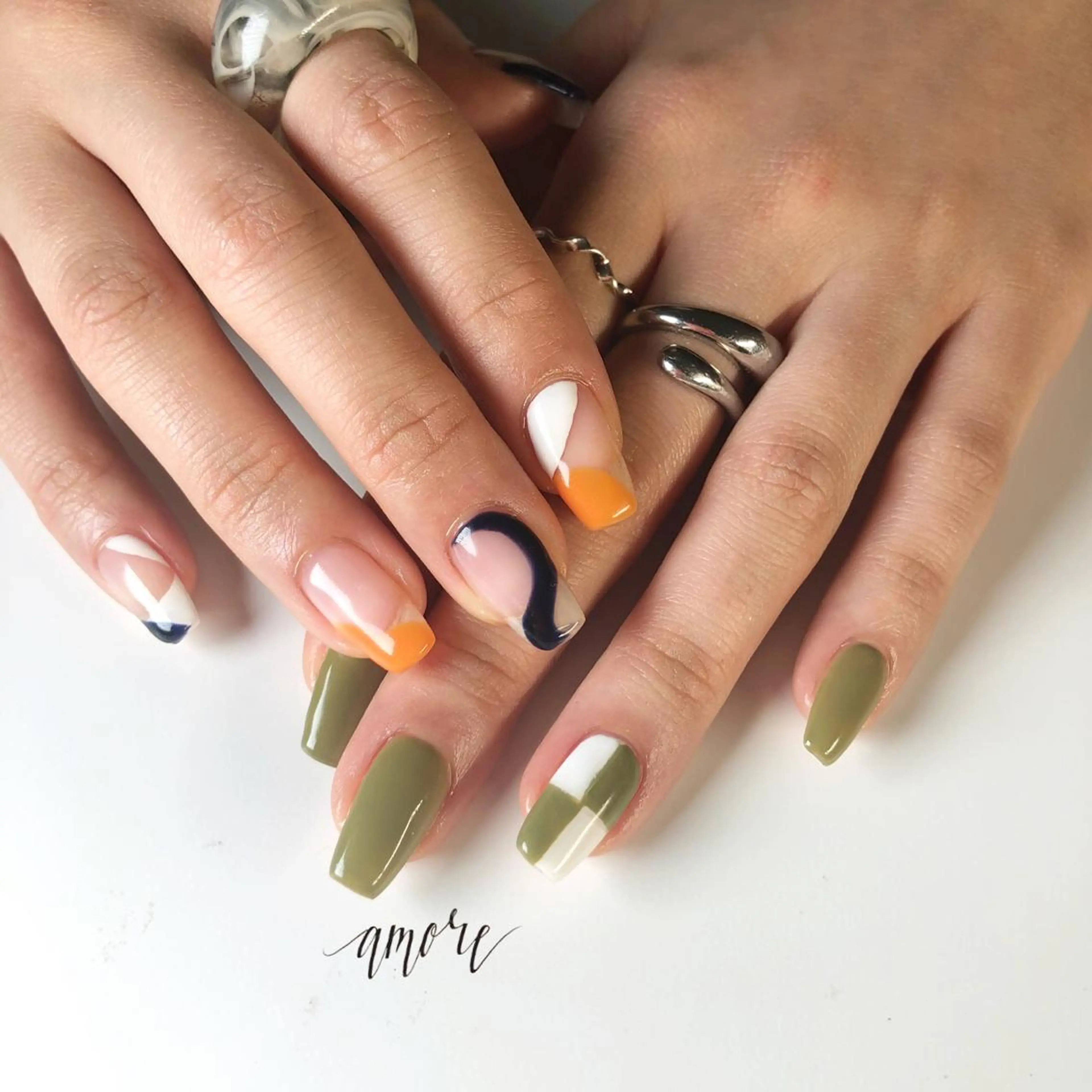 ネイル フレンチネイル ジェルネイル ネイビー ニュアンスネイル オレンジ You kyehwaのネイルデザイン