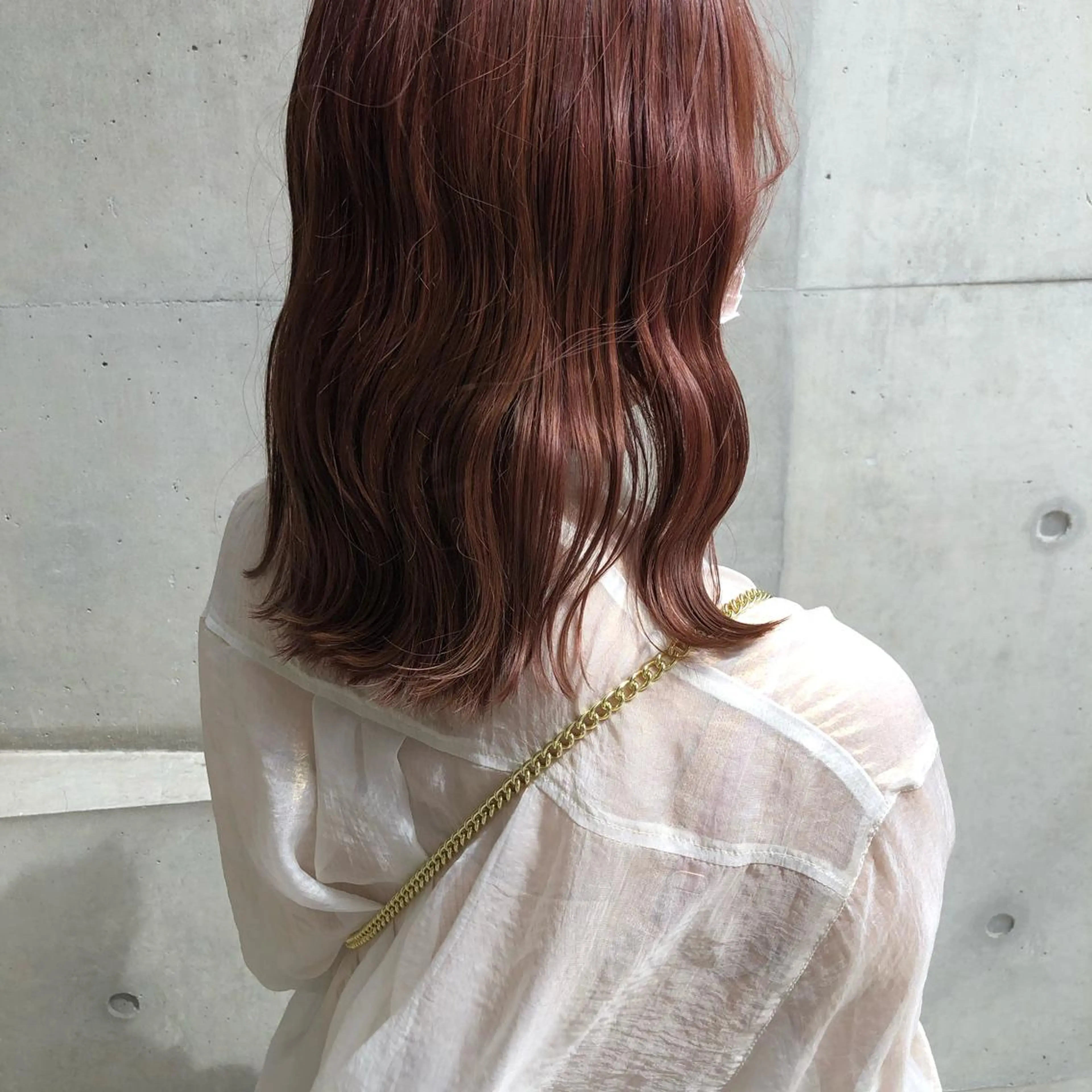カラー 秋山 裕香のヘアスタイル