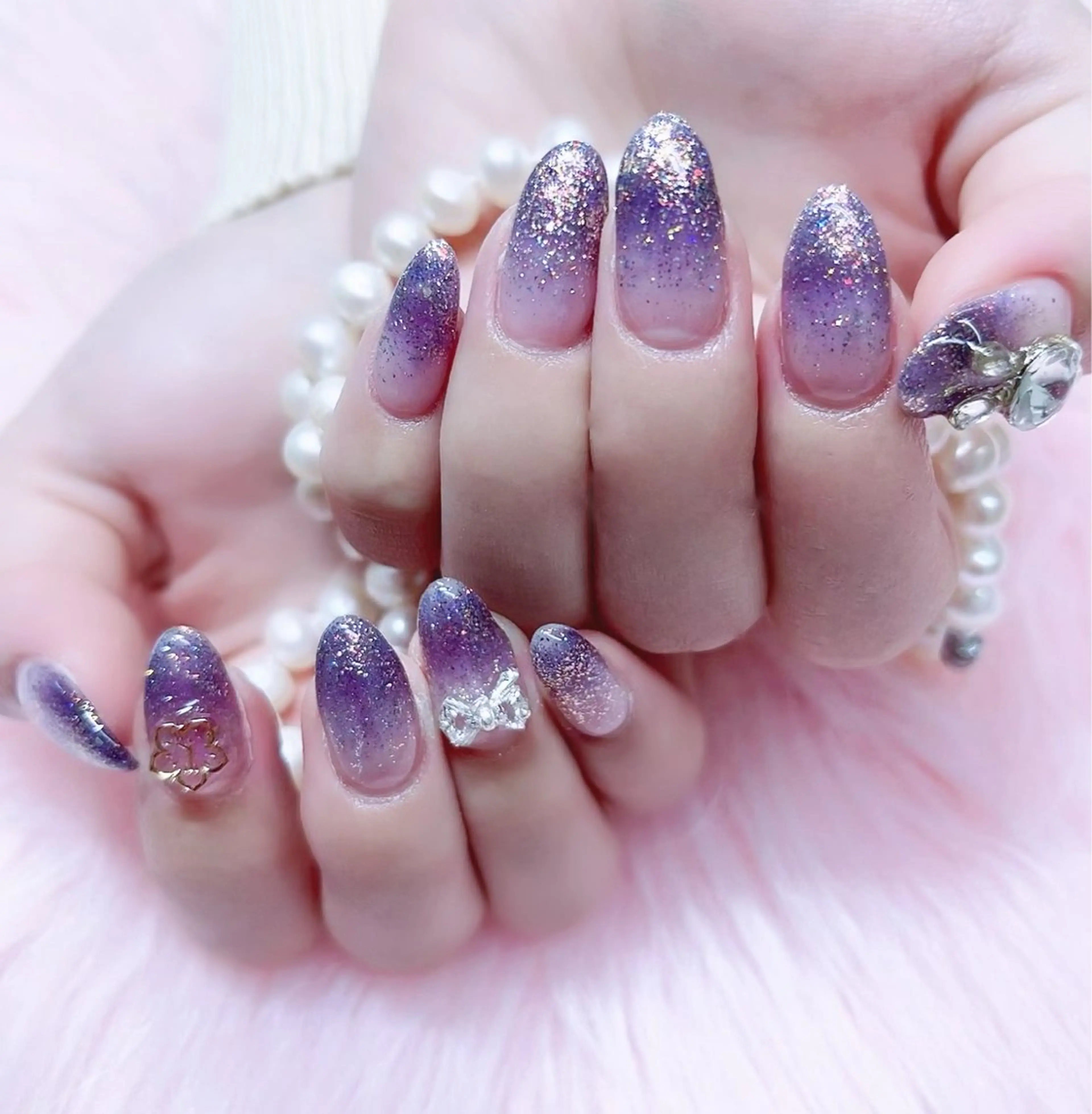 ネイル フットネイル ゴージャス ハート キラキラネイル ミラーネイル ハンドネイル MoonNail ユリ🌸のネイルデザイン