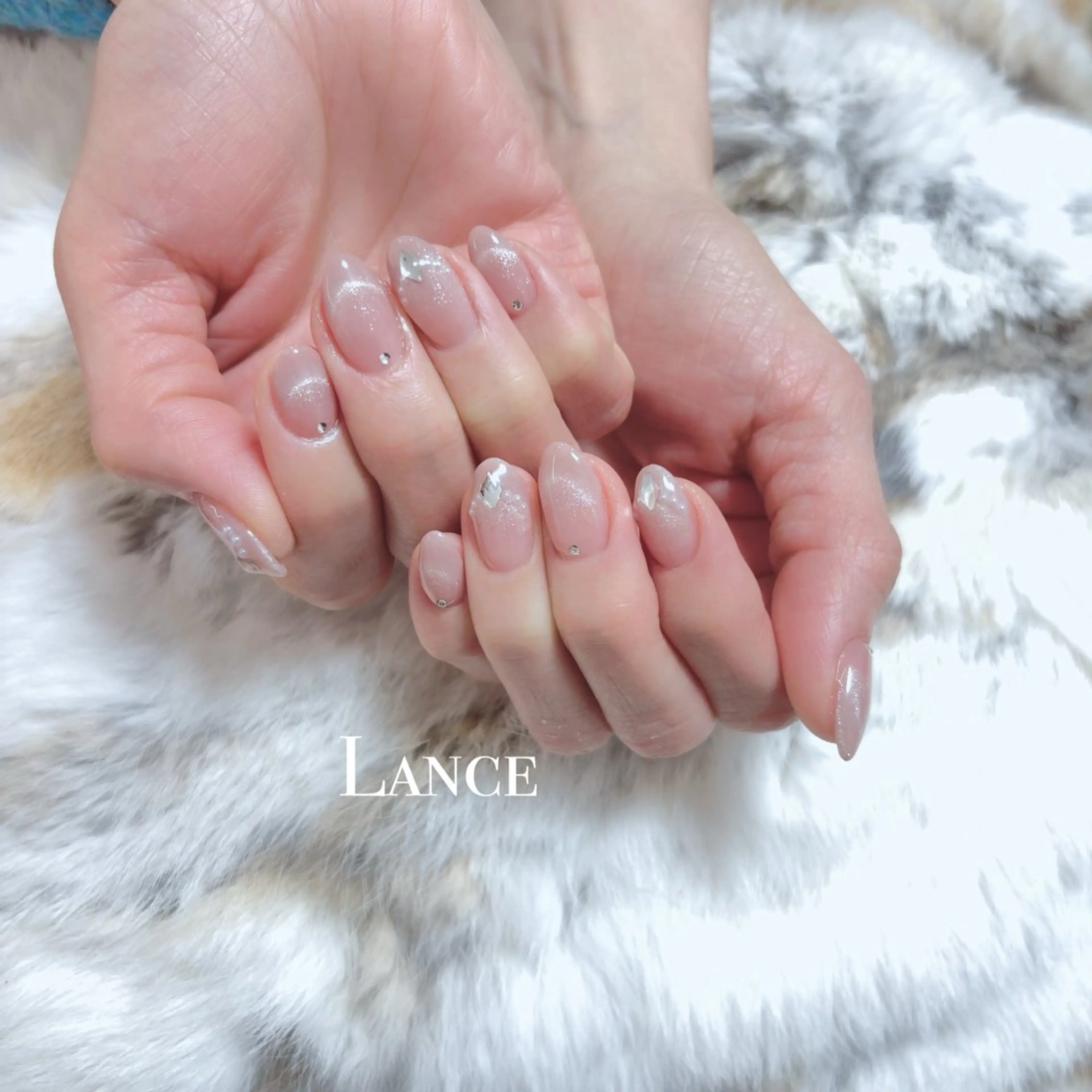 ネイル オーロラネイル フットネイル キラキラネイル 韓国ネイル ラメ(グリッター) Lance nailのネイルデザイン
