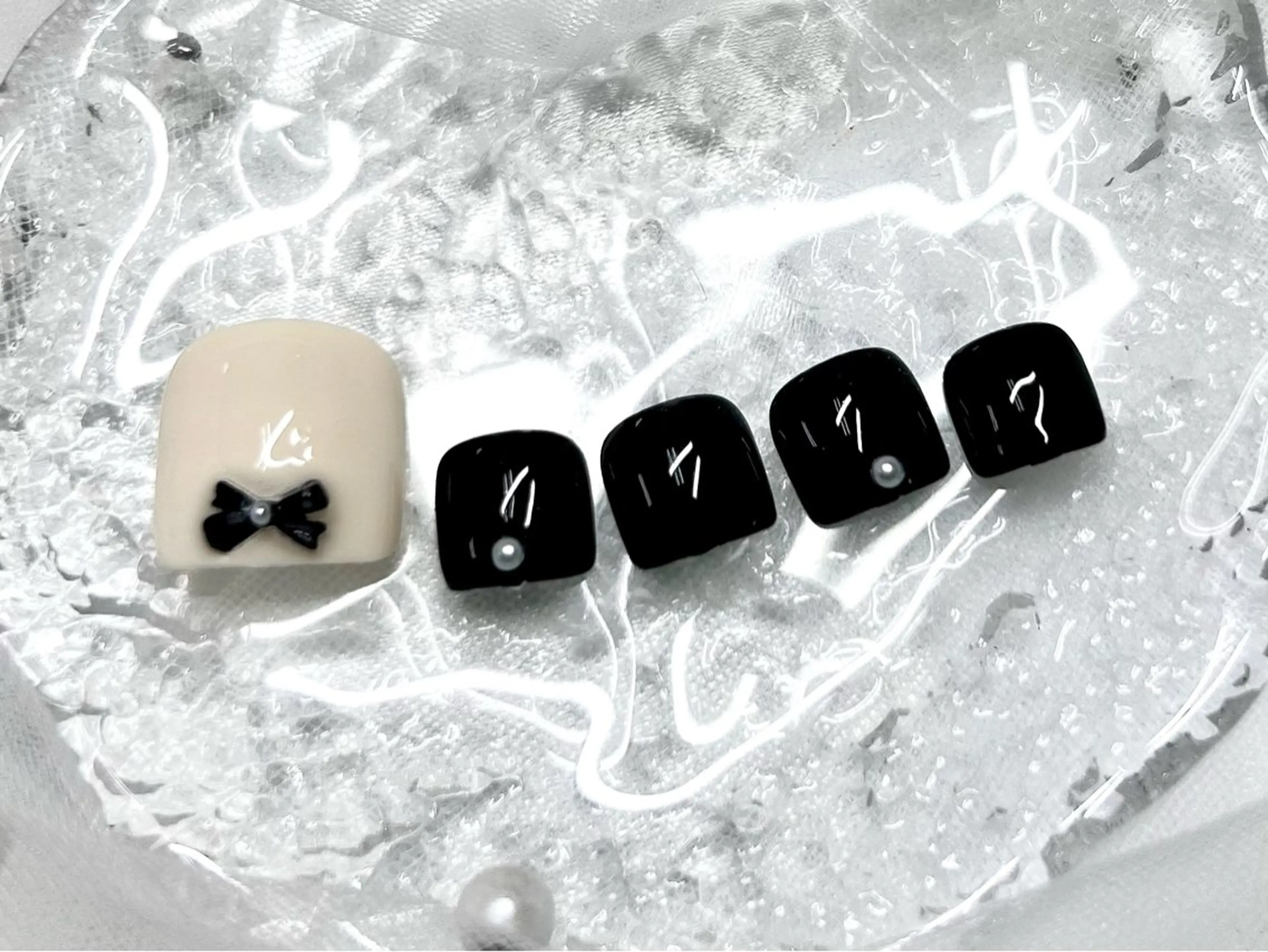 ネイル アートネイル フットネイル ジェルネイル ニュアンスネイル パラジェル フットネイル Nail Neige🐈🌙のネイルデザイン