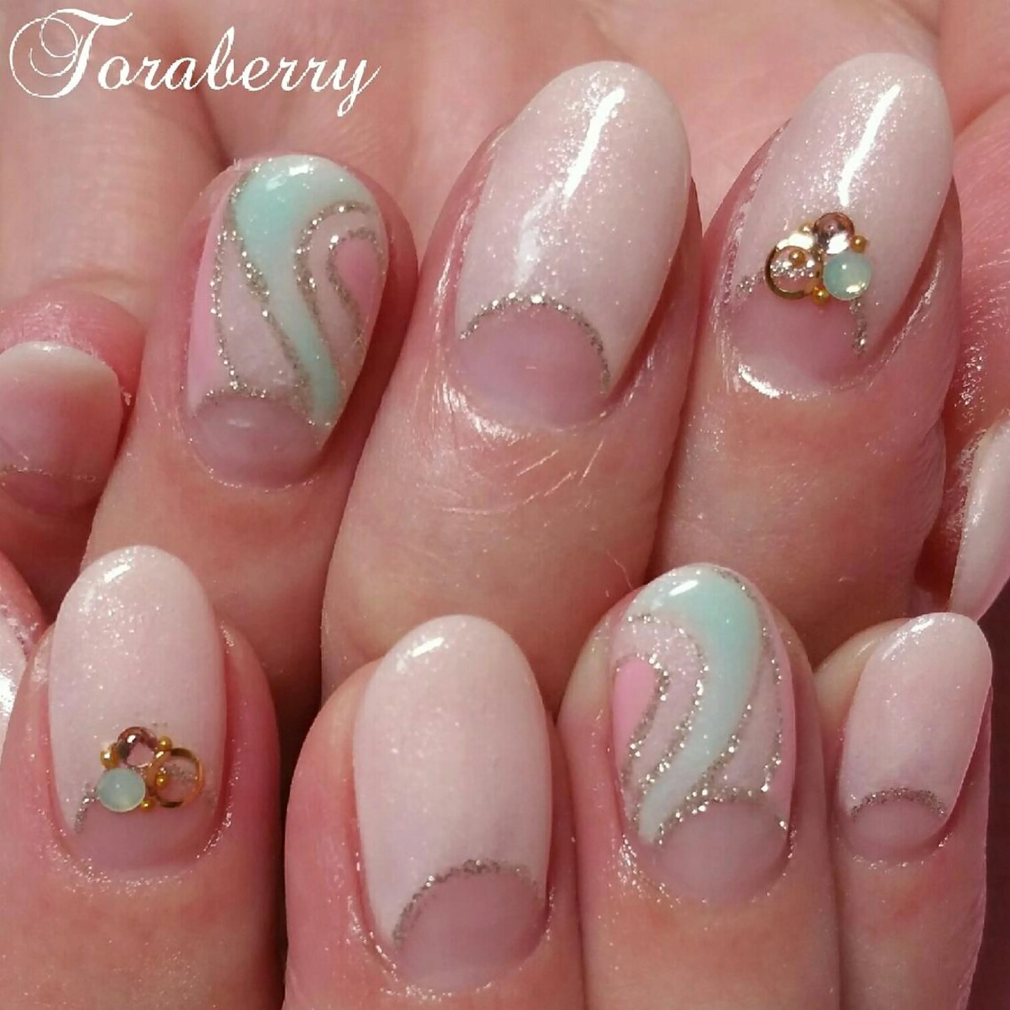 ネイル ハンドネイル ネイリスト なつみのネイルデザイン