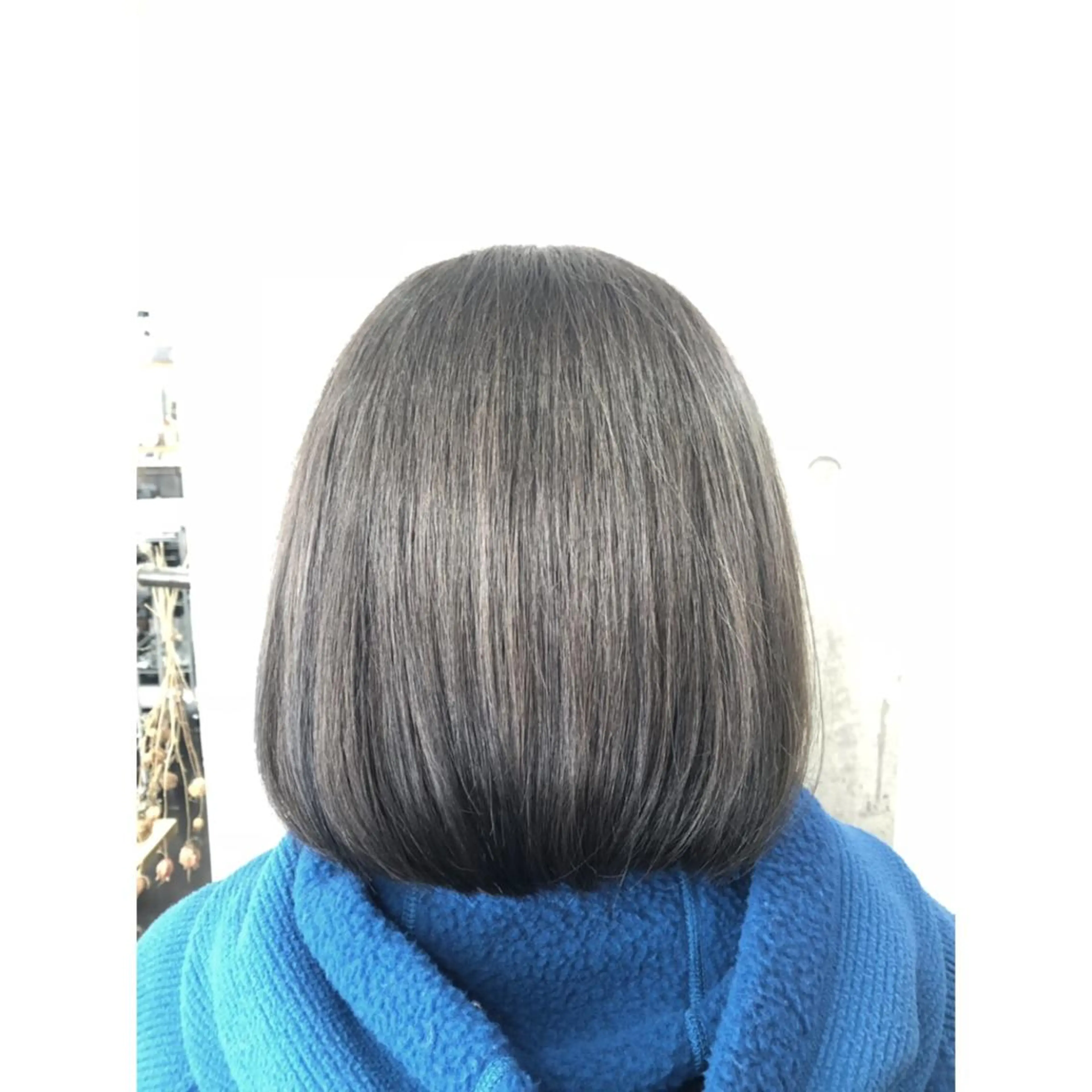 ショート カラー アッシュ ブリーチ 透明感カラー ブリーチなしカラー カラー特化型サロン #SUP.のヘアスタイル