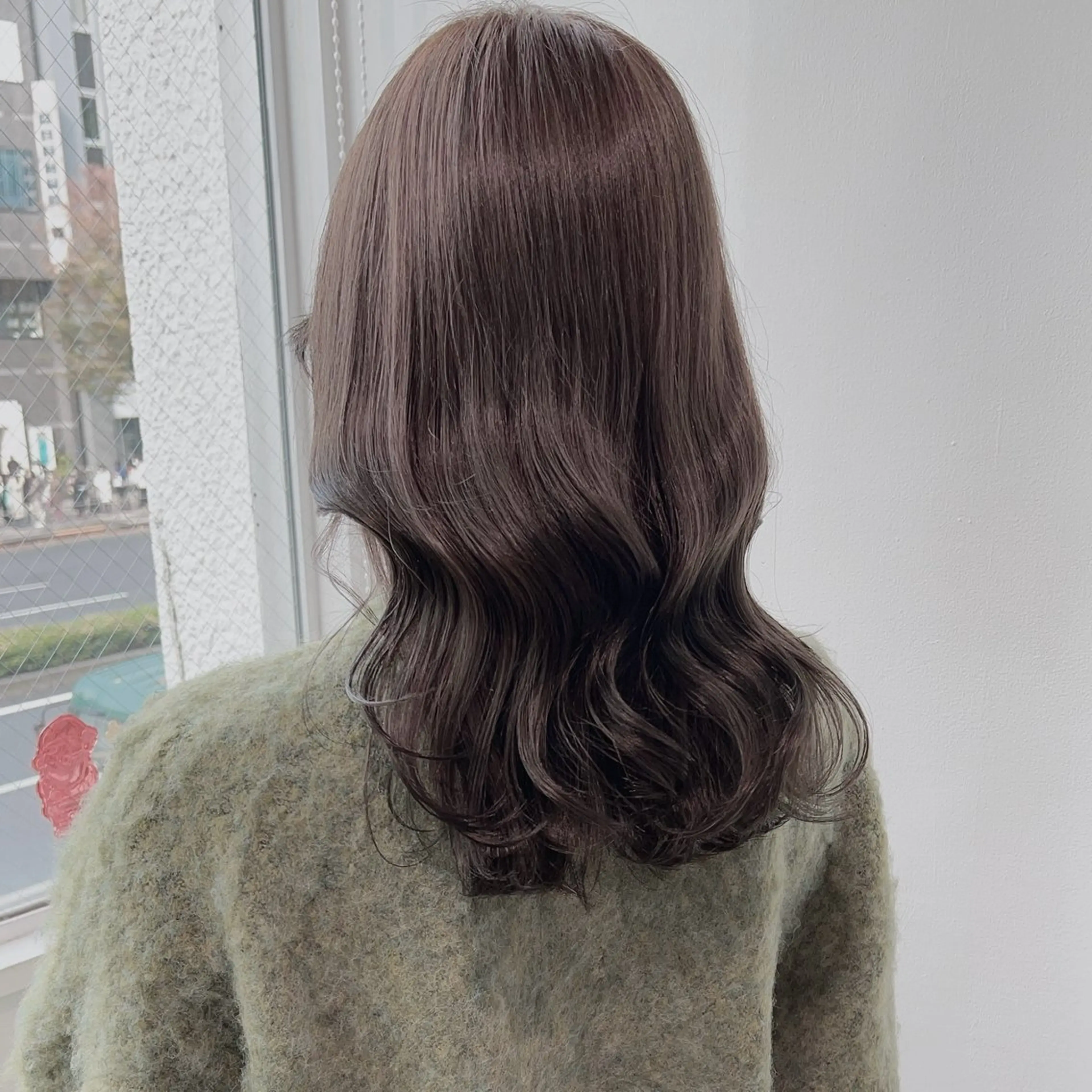 ロング カラー ヘアカラー トリートメント 𓏸レイヤー髪質改善 透けカラーカノン🫧のヘアスタイル