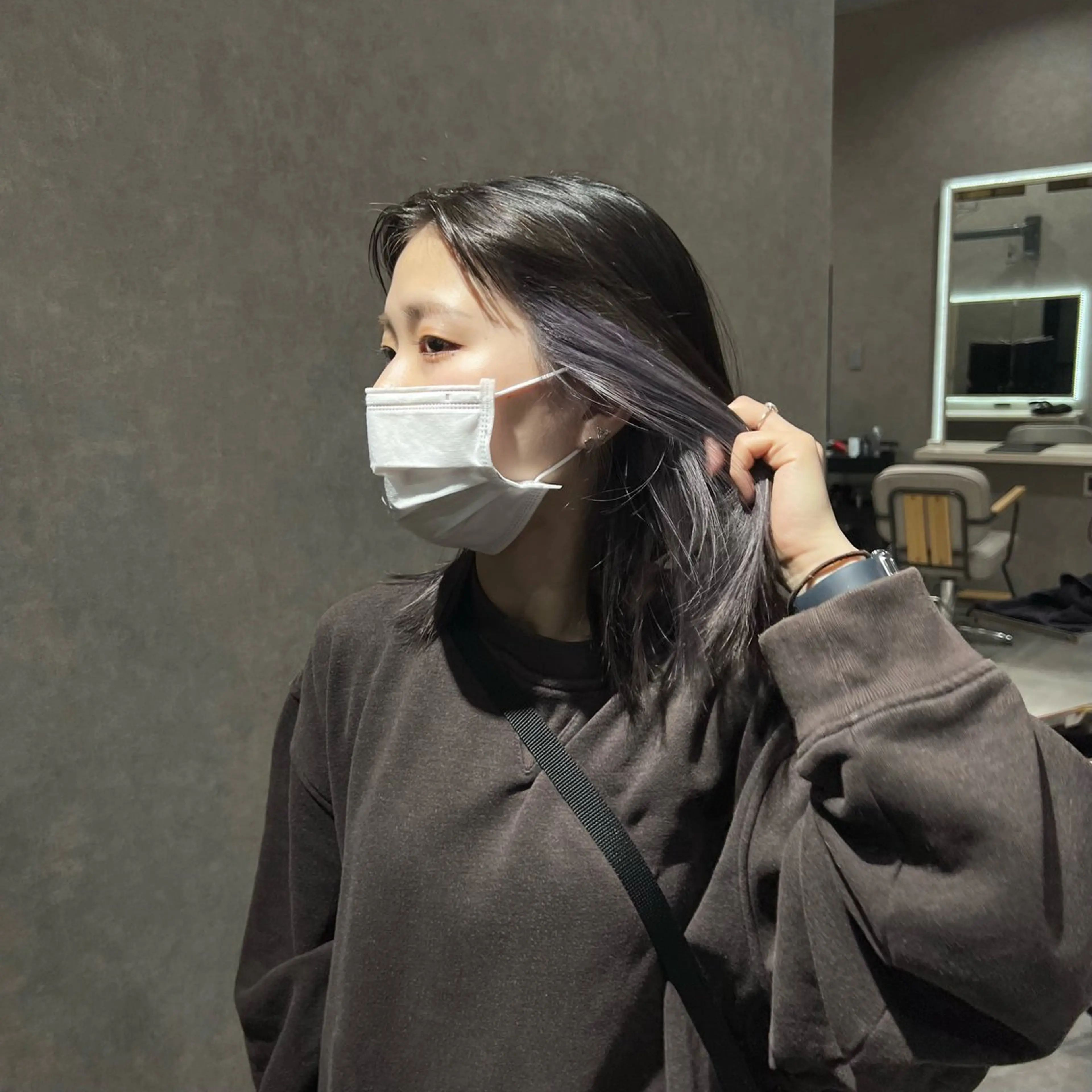 ミディアム ヘアカラー 【レイヤー/透明感/ ハイトーン】Rionのヘアスタイル