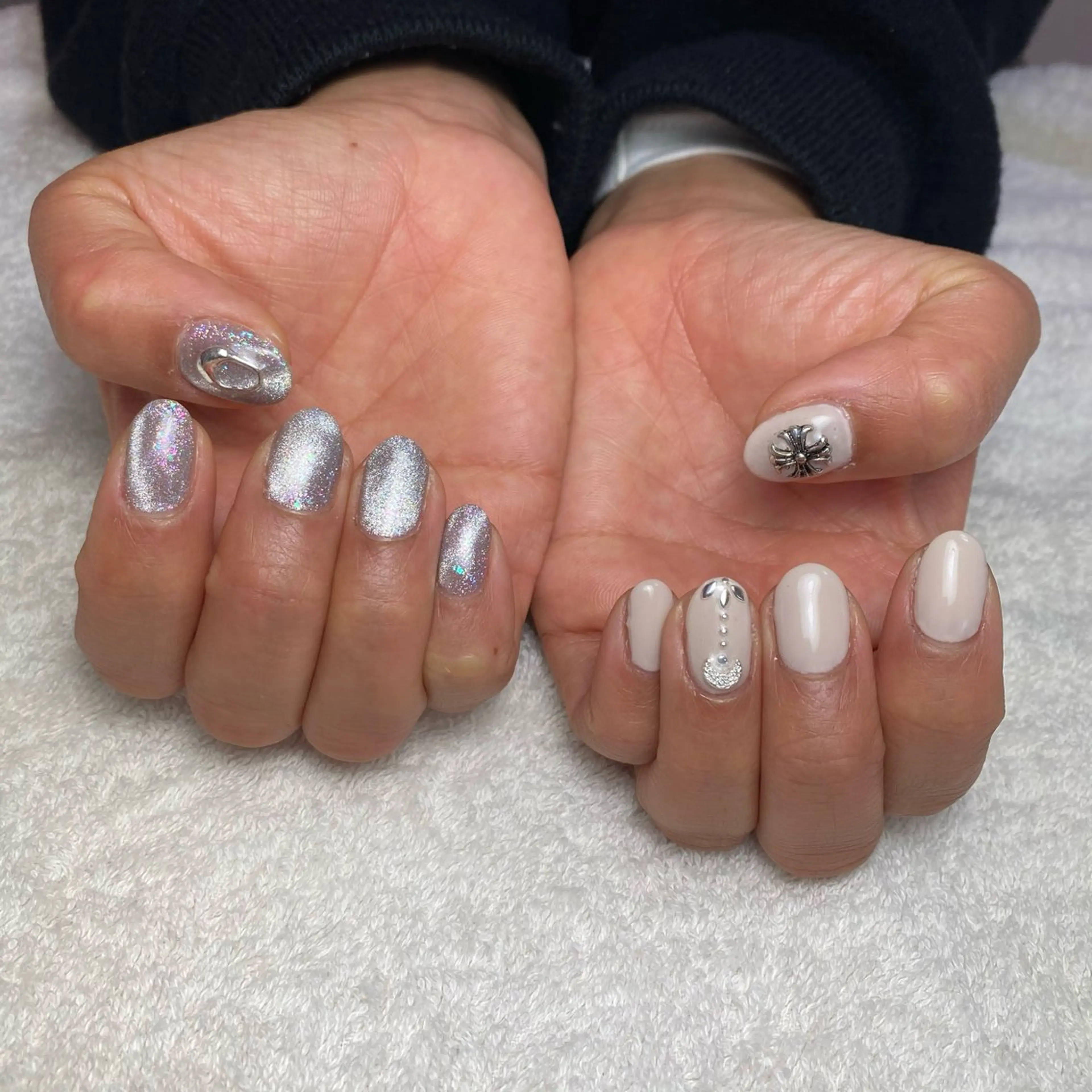 ネイル マグネットネイル 夏ネイル ハンドネイル COCO +のエステ・リラクイメージ