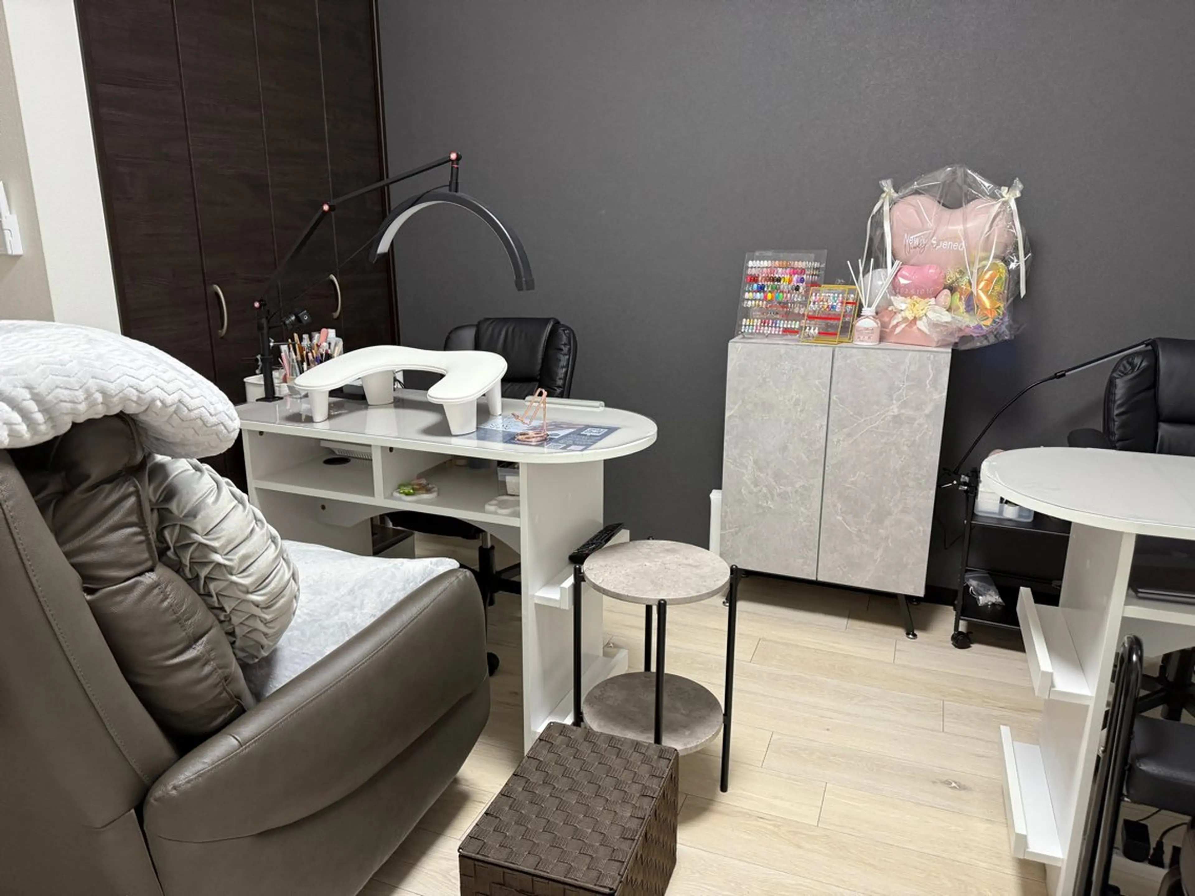 Alococo nail所属・Alococo nail 弁天町店のネイルデザイン