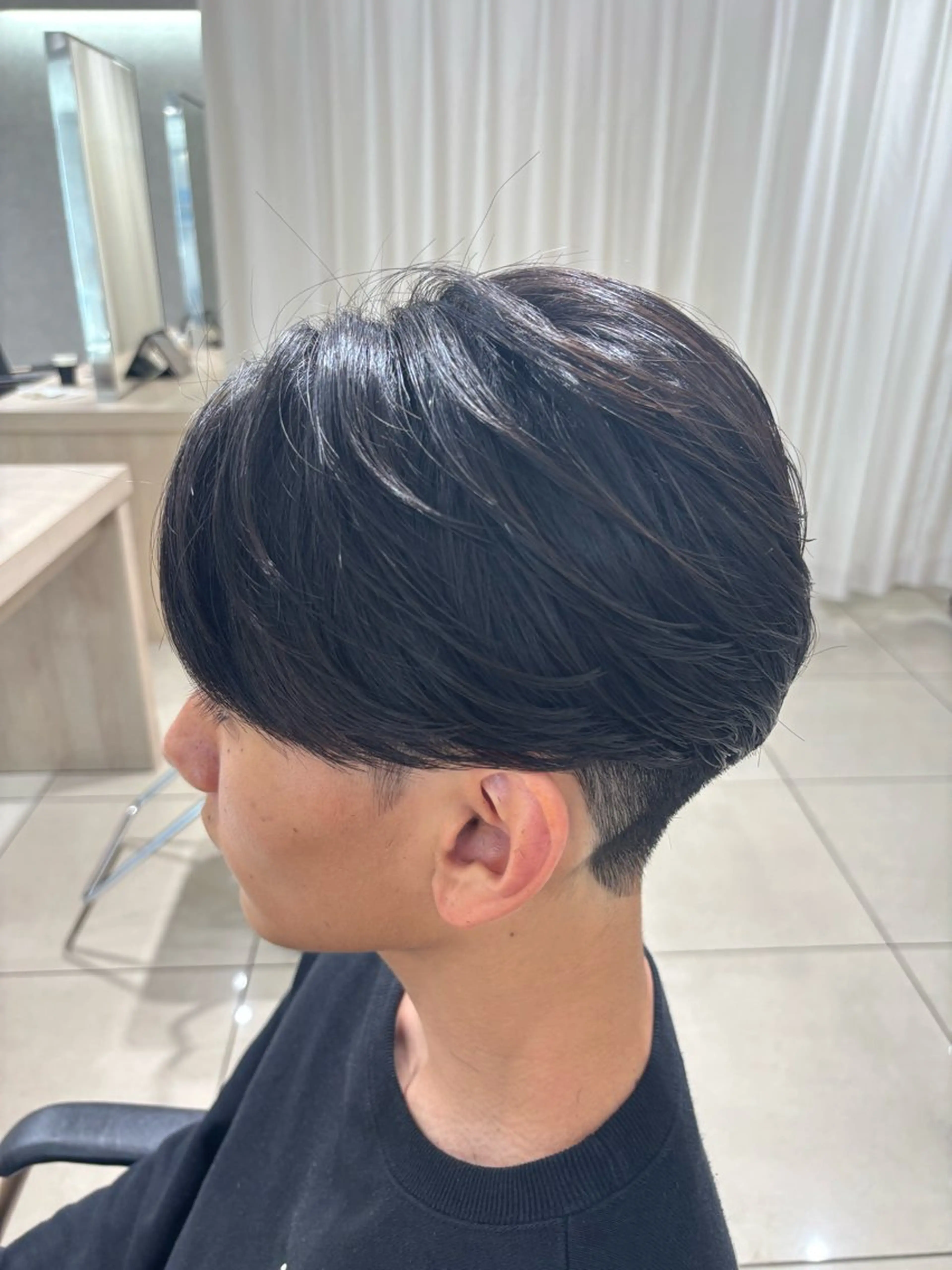 ミディアム パーマ メンズ カット 縮毛矯正 メンズ支持率エリア No.1/keitaのヘアスタイル