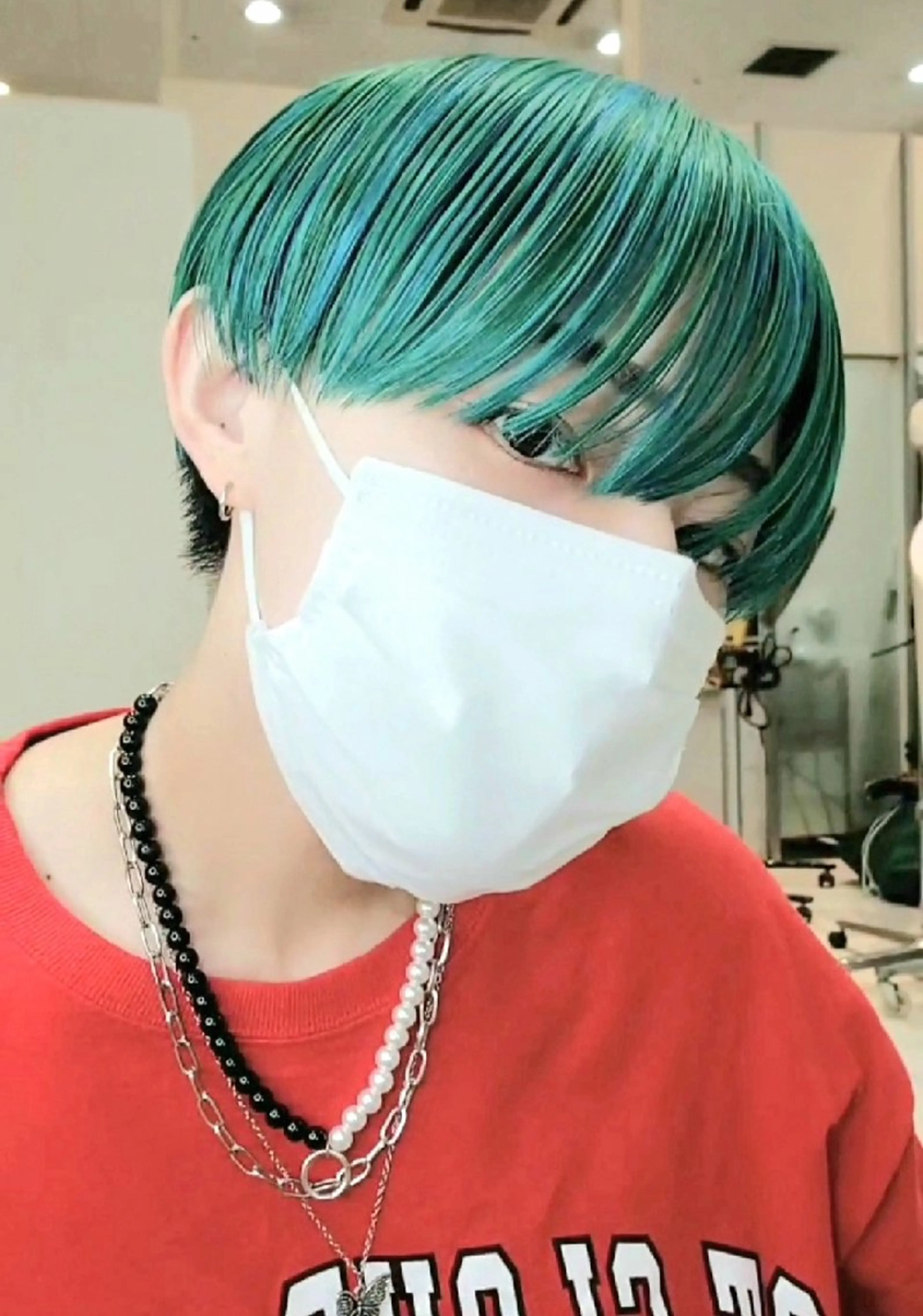 ショート カラー 小川 晃司のヘアスタイル