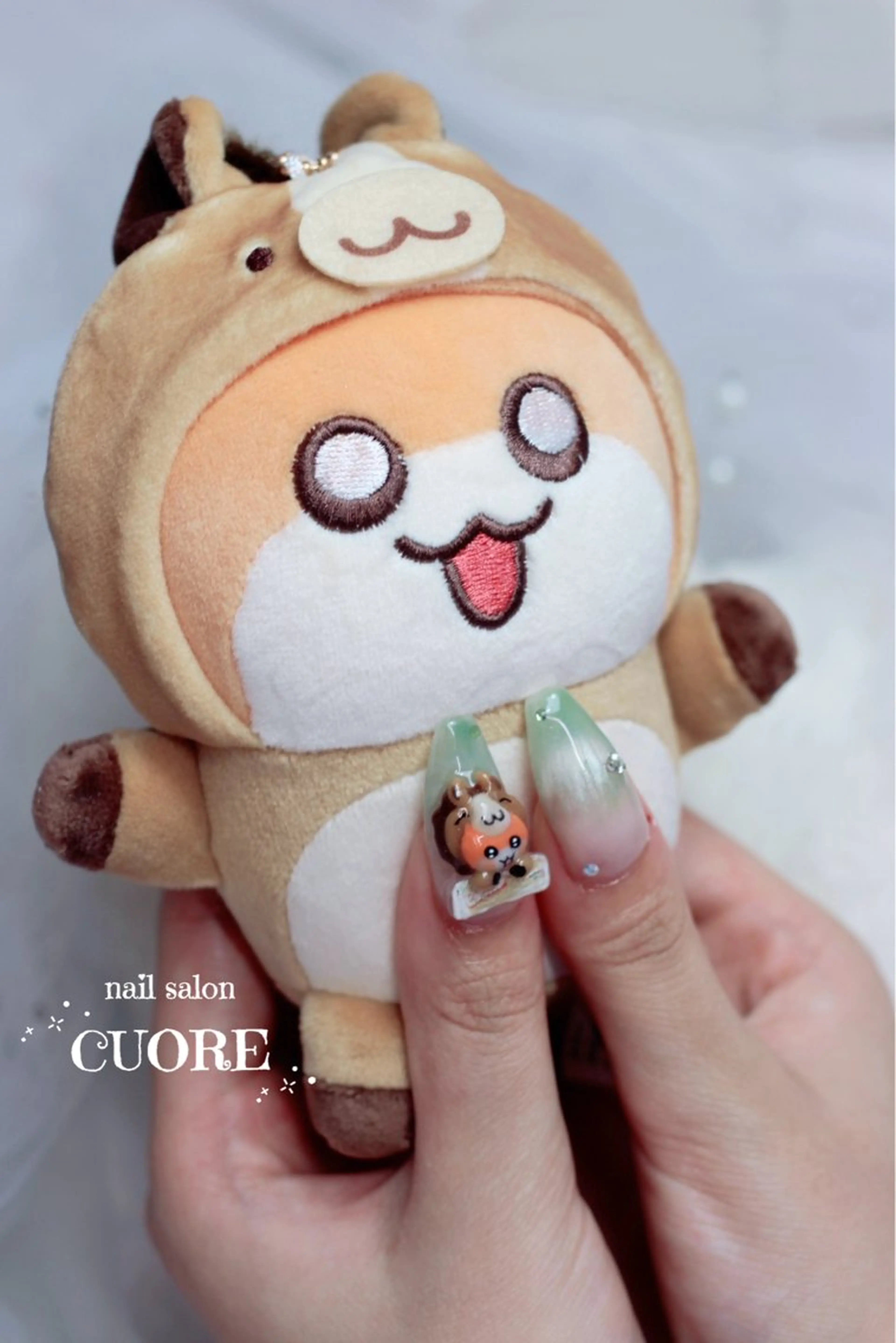 ネイル フレンチネイル マグネットネイル マグネットフレンチ ハンドネイル nail salon CUOREのネイルデザイン