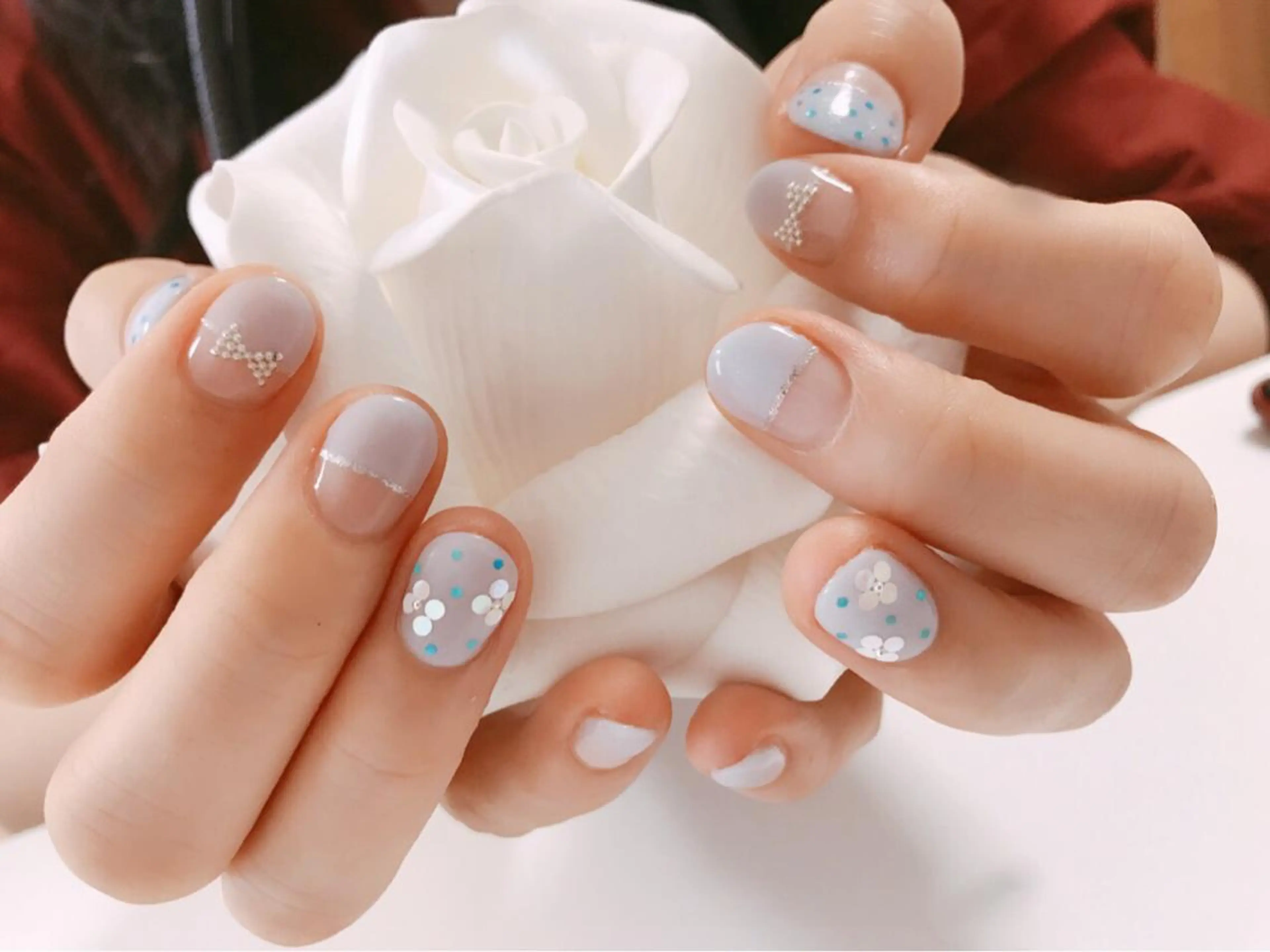 ネイル アートネイル 長さ出し フットネイル グリーン ニュアンスネイル Lily Roseスタッフ一同のマツエク・マツパデザイン