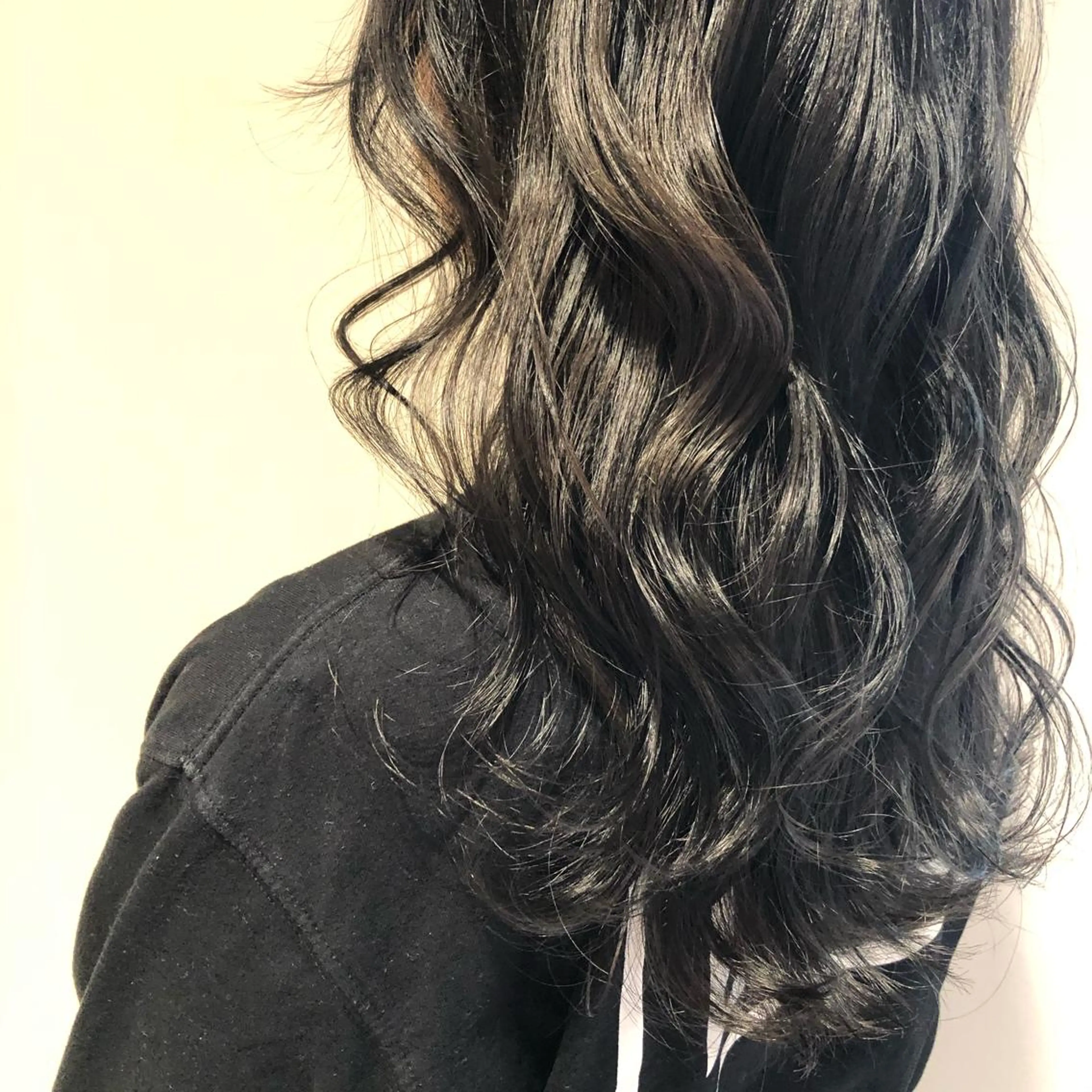 セミロング カラー ヘアアレンジ マツエク・マツパ ダークグレー ダークグレージュ グレージュ ヘアカラー トリートメント ヘアセット 透明感カラー🫧ヘア セット🫧松本菜月の眉毛・アイブロウイメージ