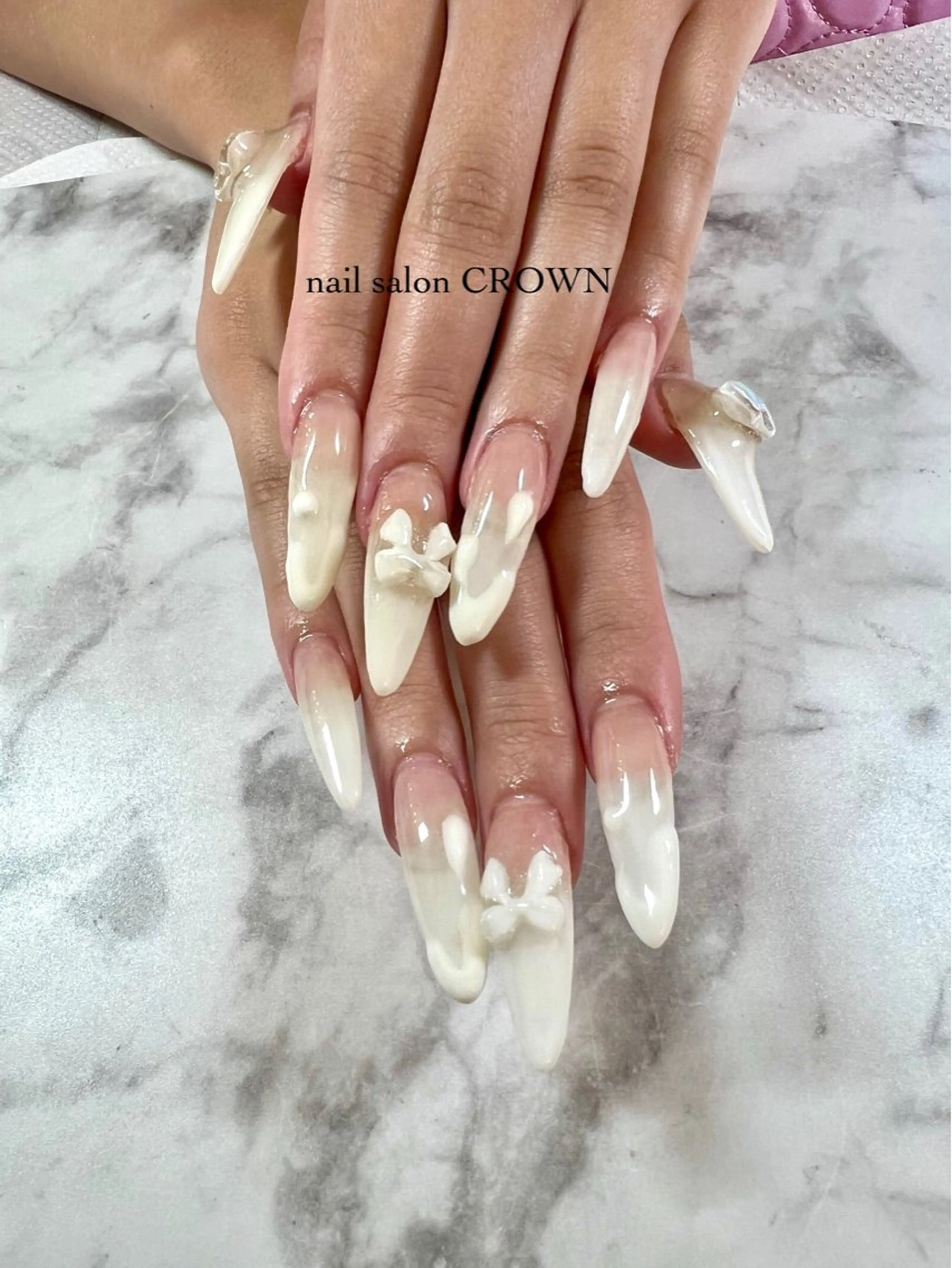 ネイル nail salon CROWNのネイルデザイン