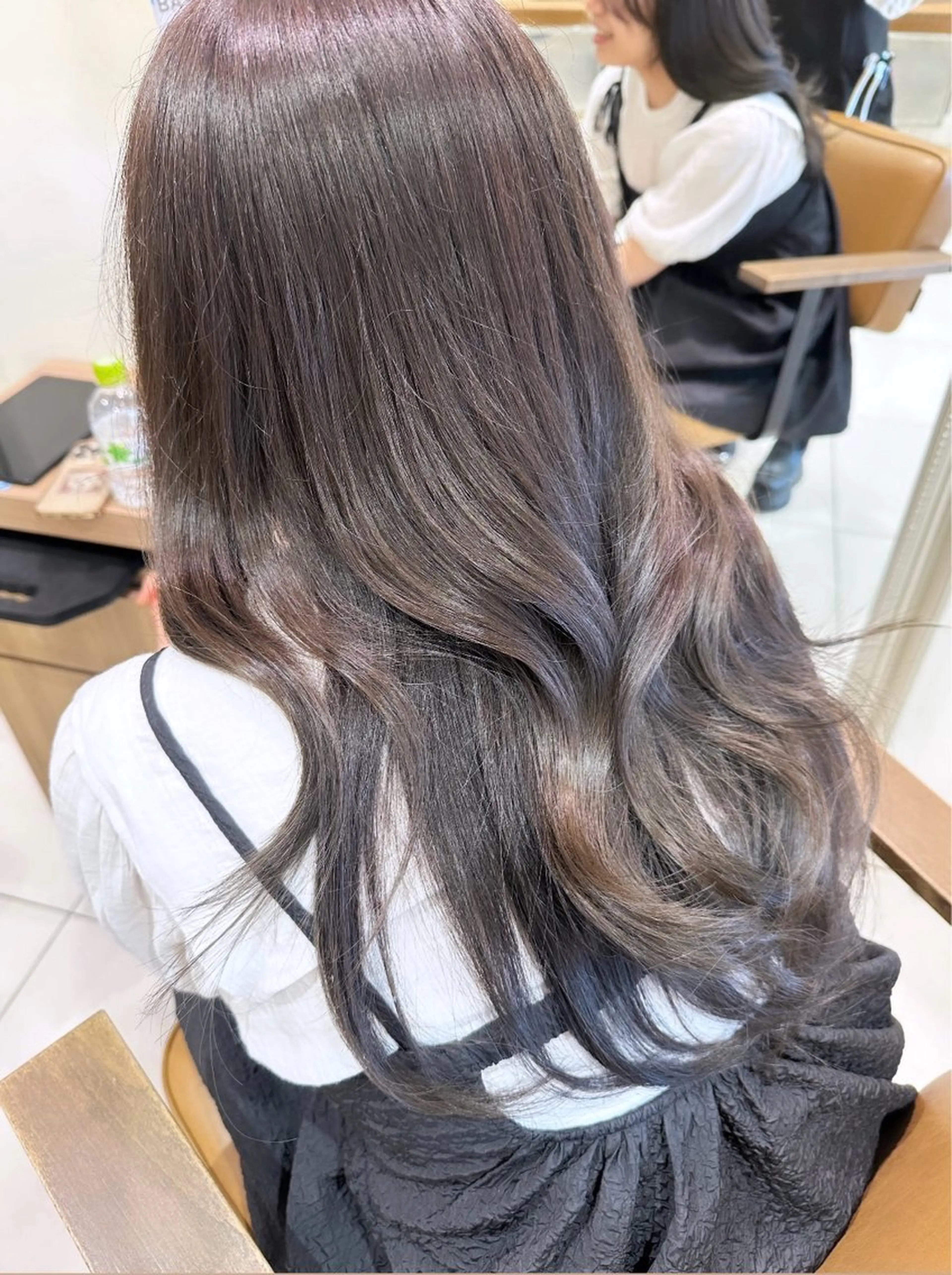 セミロング カラー ヘアアレンジ レイヤーカット🪽 𝐼𝐾𝑈𝑀𝐼のヘアスタイル