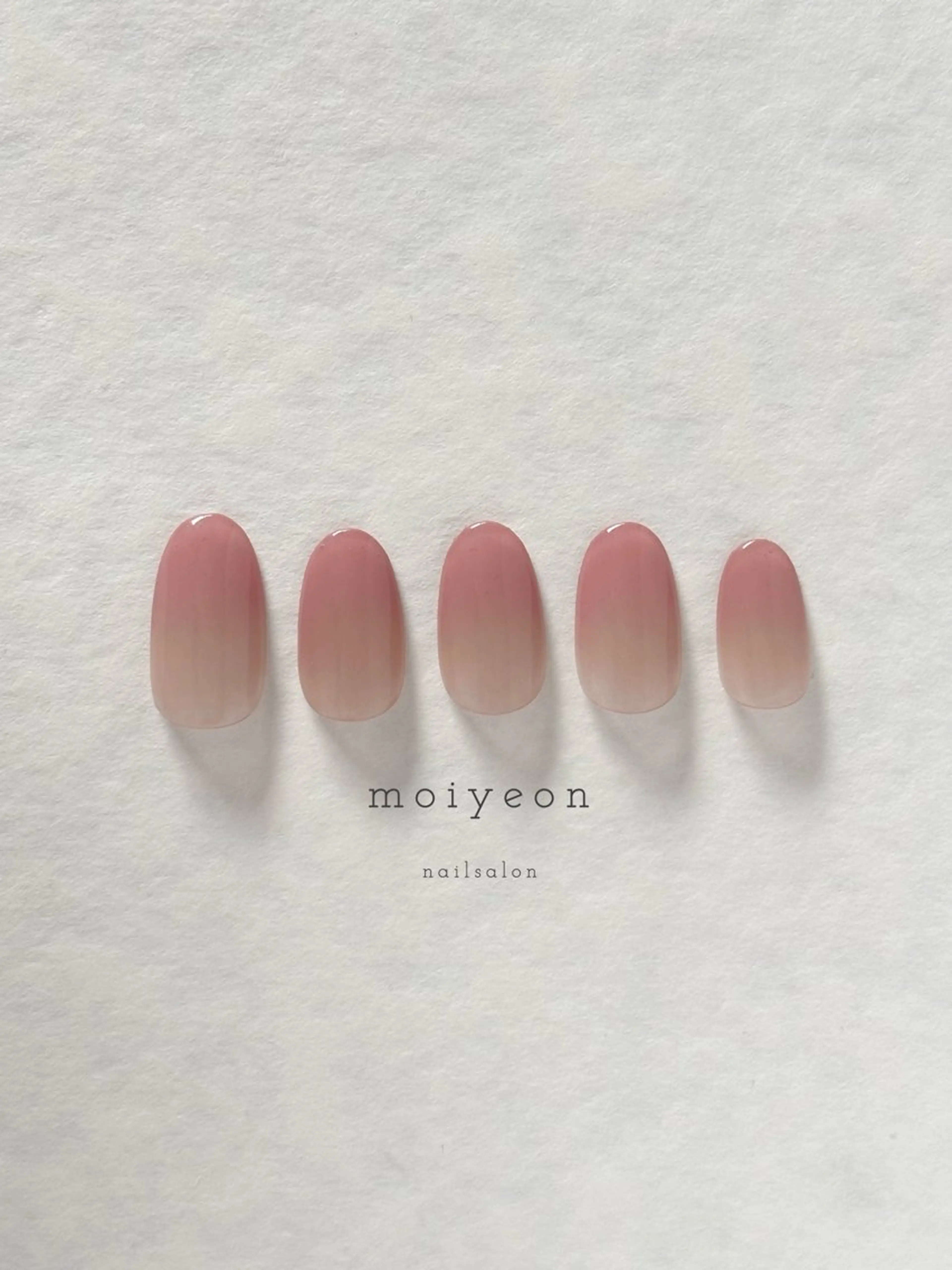 ネイル グラデーション 市川 沙希子のネイルデザイン