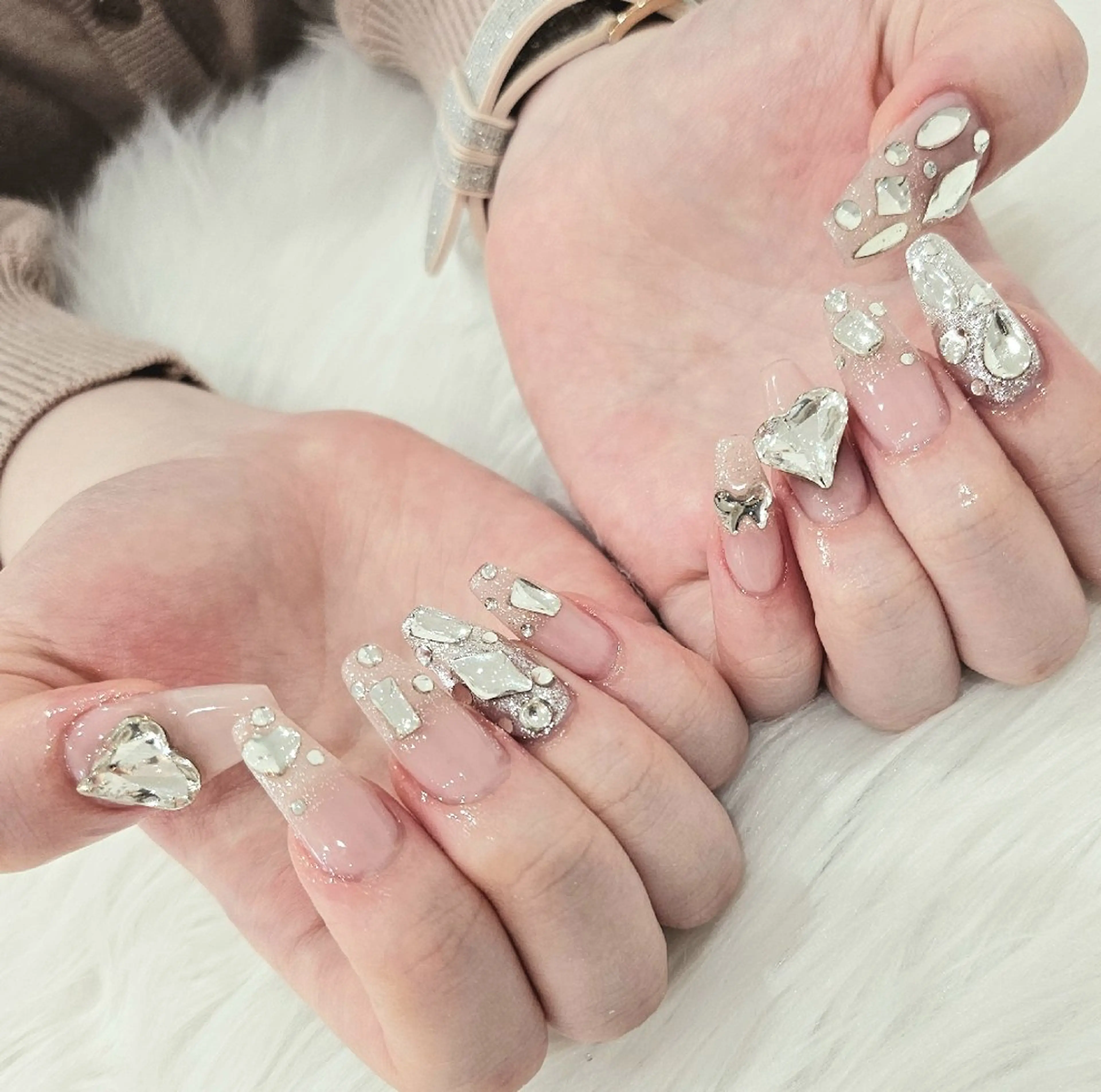 ネイル キラキラネイル Rediant Salonのネイルデザイン