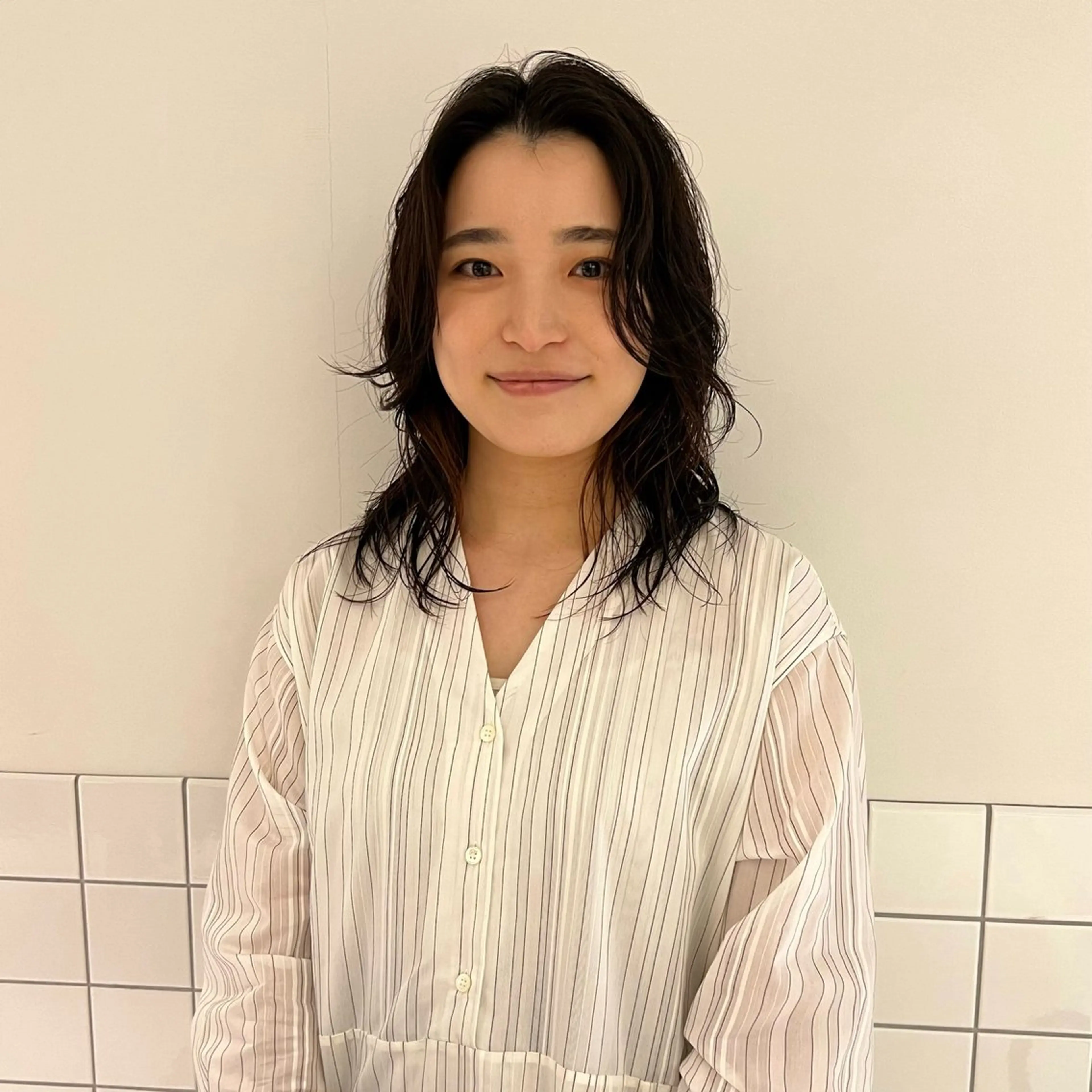 ミディアム パーマ ミディアムレイヤー ミディアムパーマ レイヤーカット GOTODAY Nu茶屋町店所属・池田 充のヘアスタイル