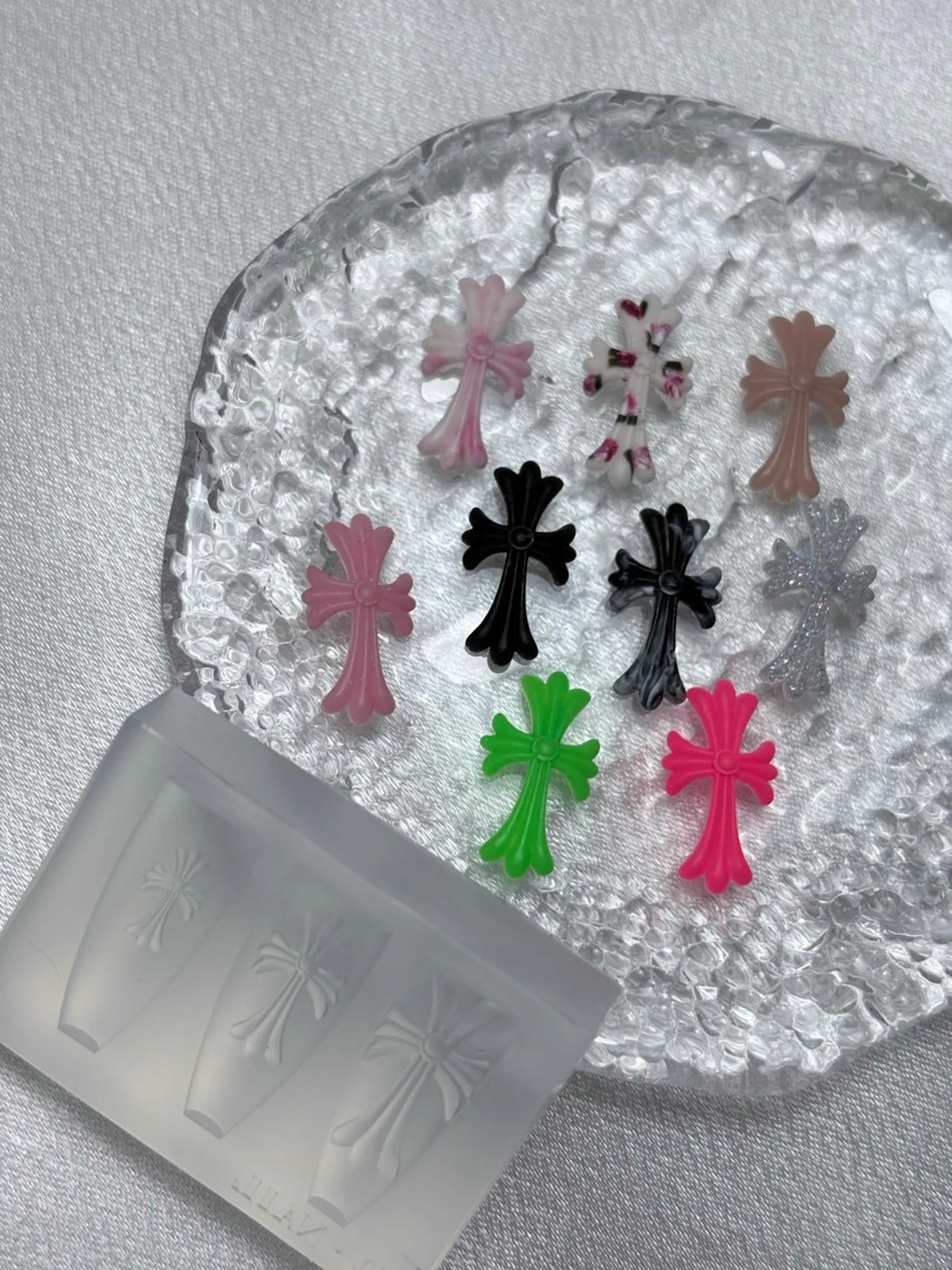 ネイル ハンドネイル FlyingSeep 🐑kaho💟🌈のネイルデザイン