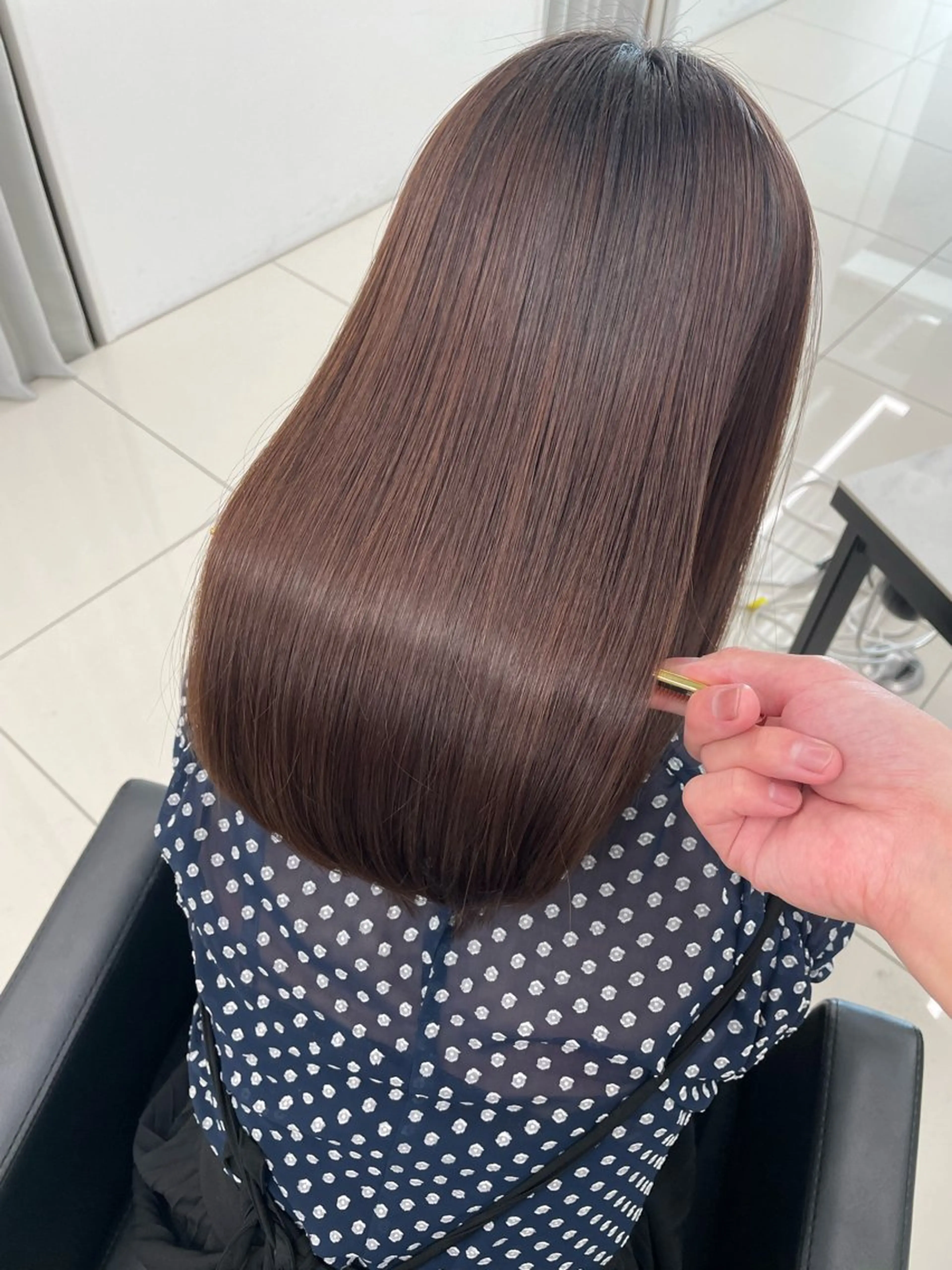 ミディアム ✨髪質改善✨美髪 矯正🫧小泉のヘアスタイル