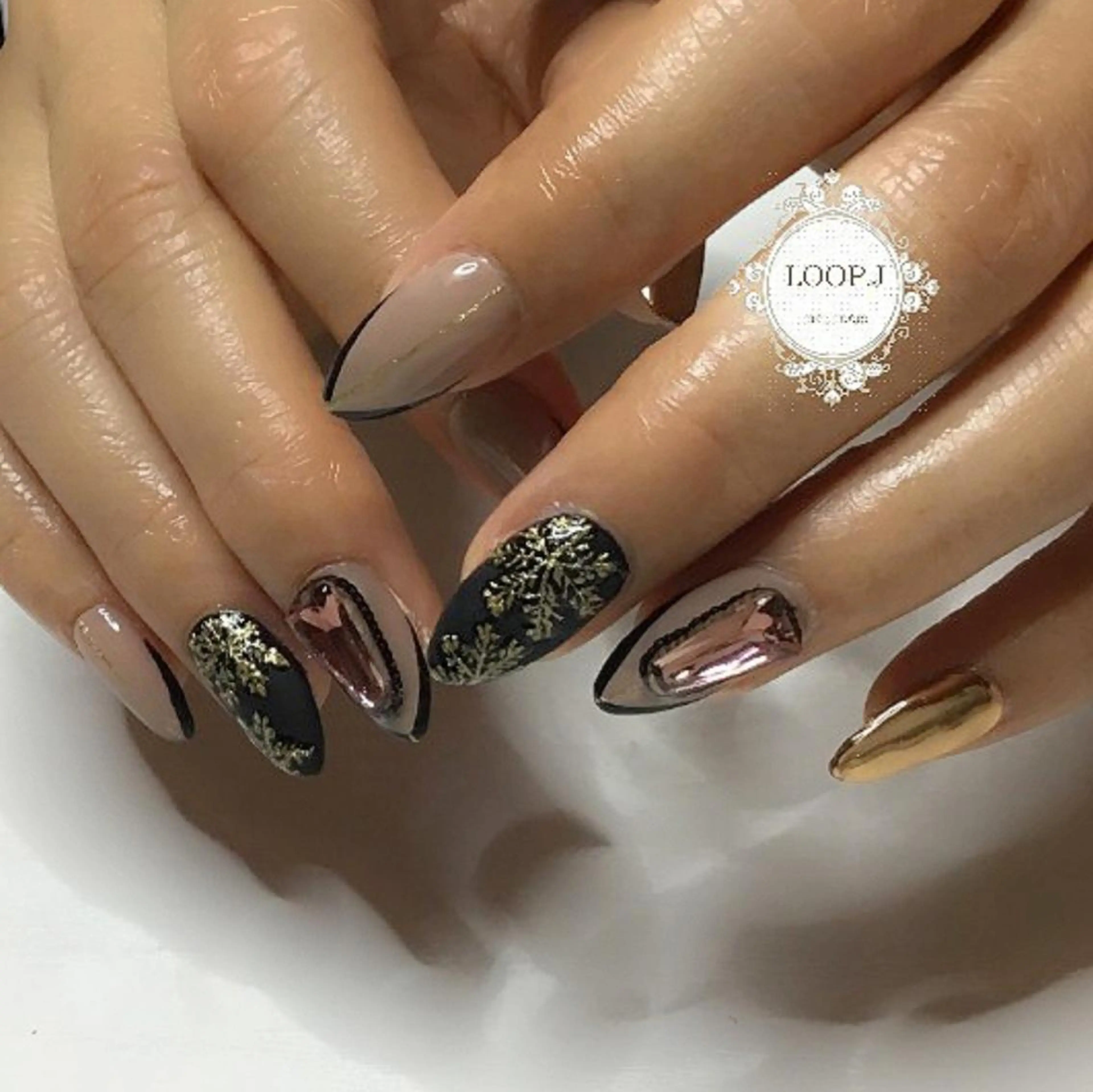 ネイル ハンドネイル おおくぼ めぐみのネイルデザイン