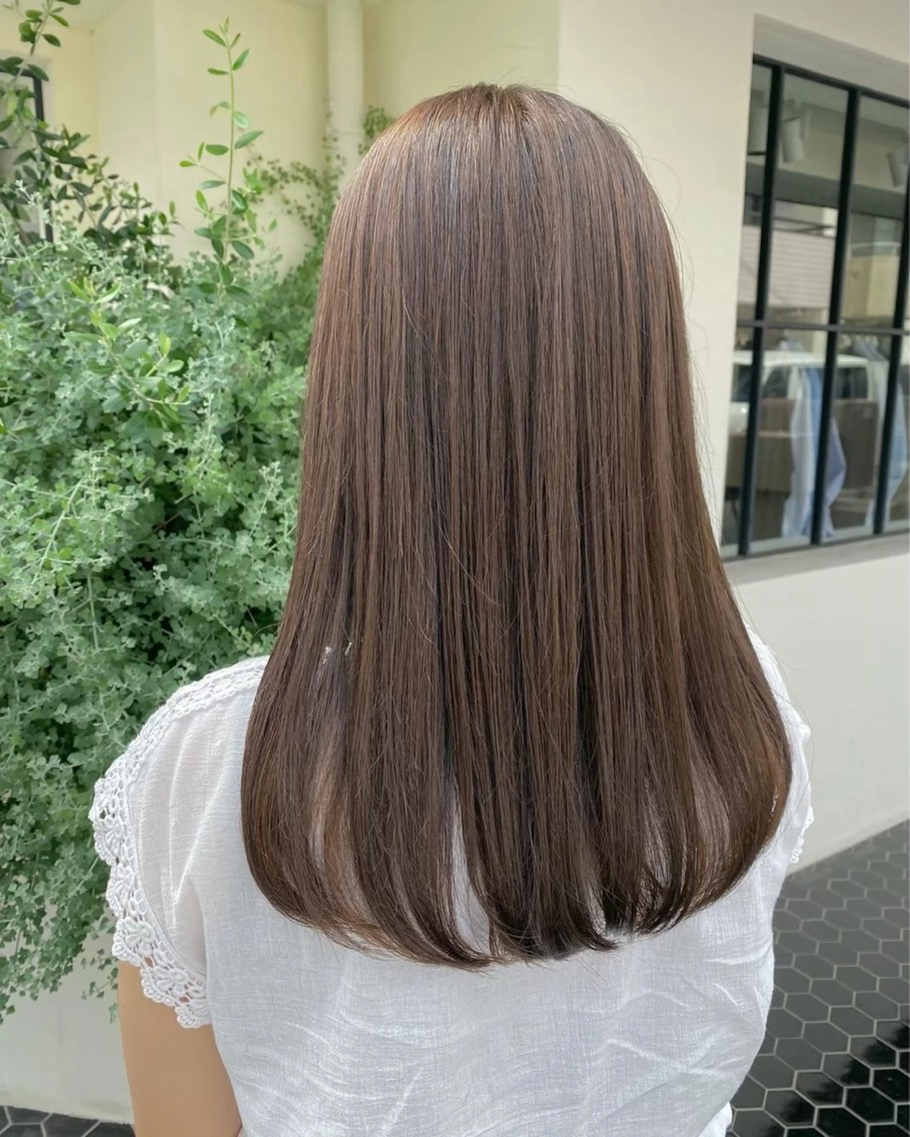 ロング 大島桃花 / 表参道 透明感カラーのヘアスタイル