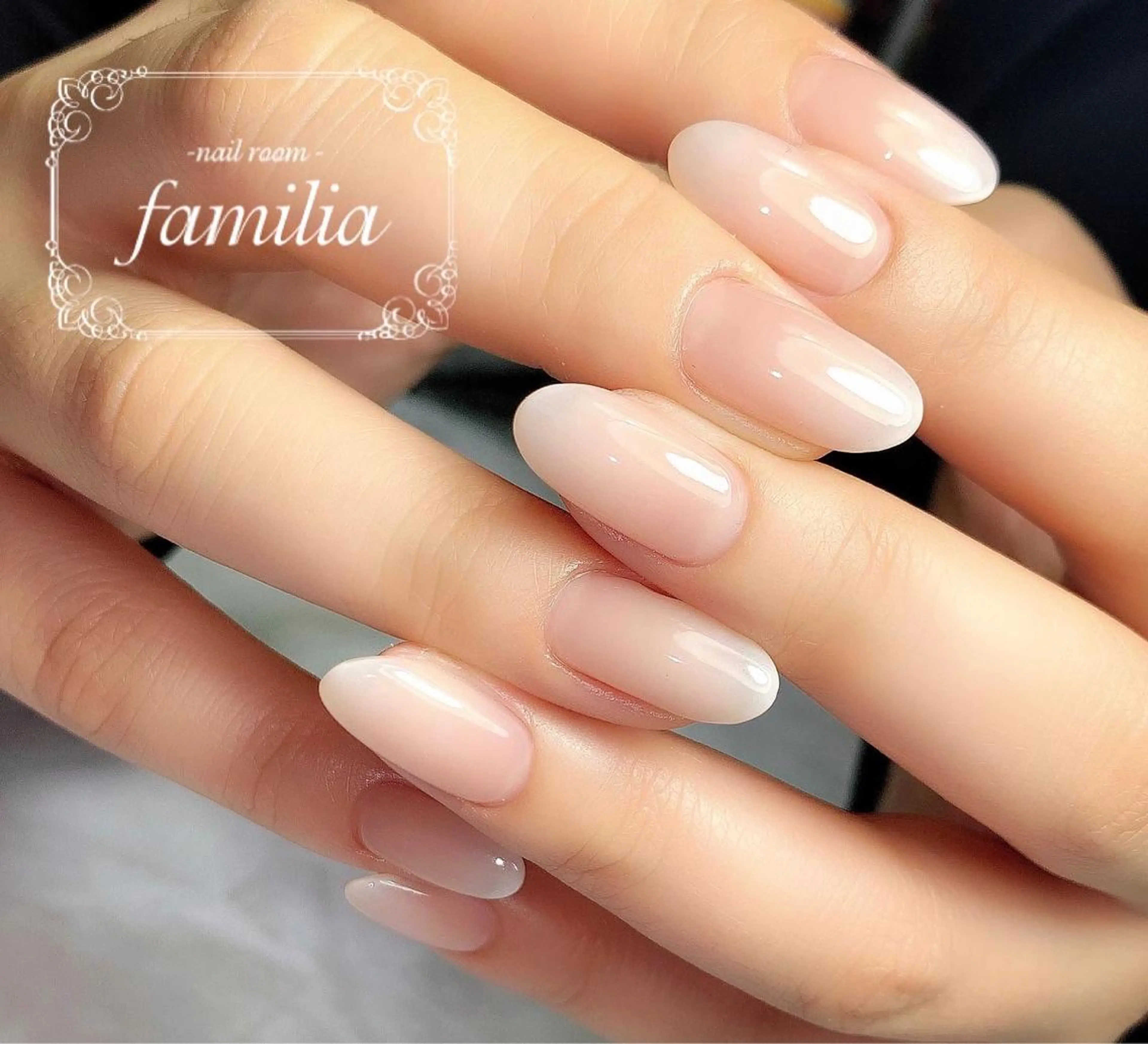 ネイル ハンドネイル -nailroom- familiaのネイルデザイン