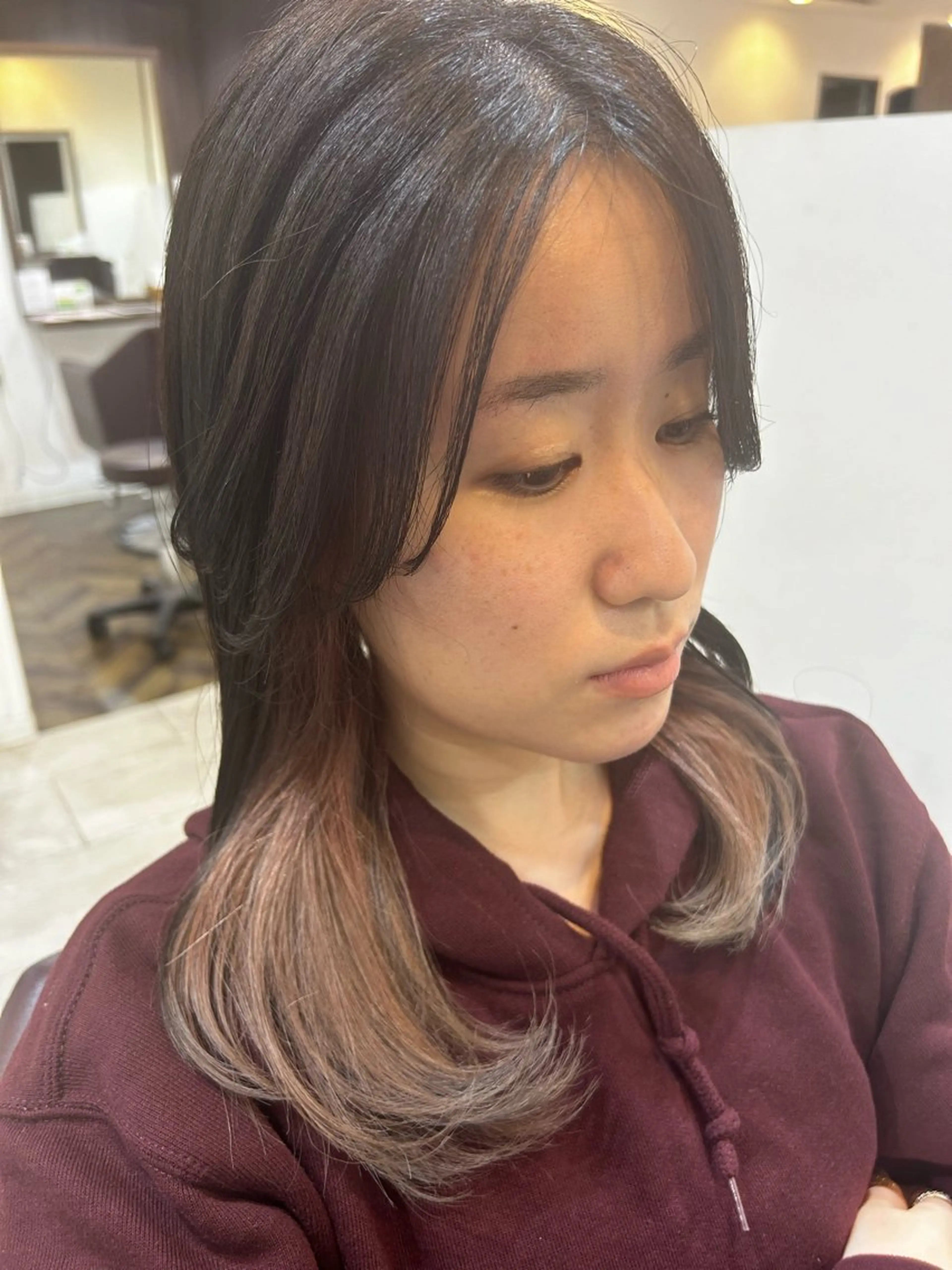 ロング カラー 上田 愛來のヘアスタイル