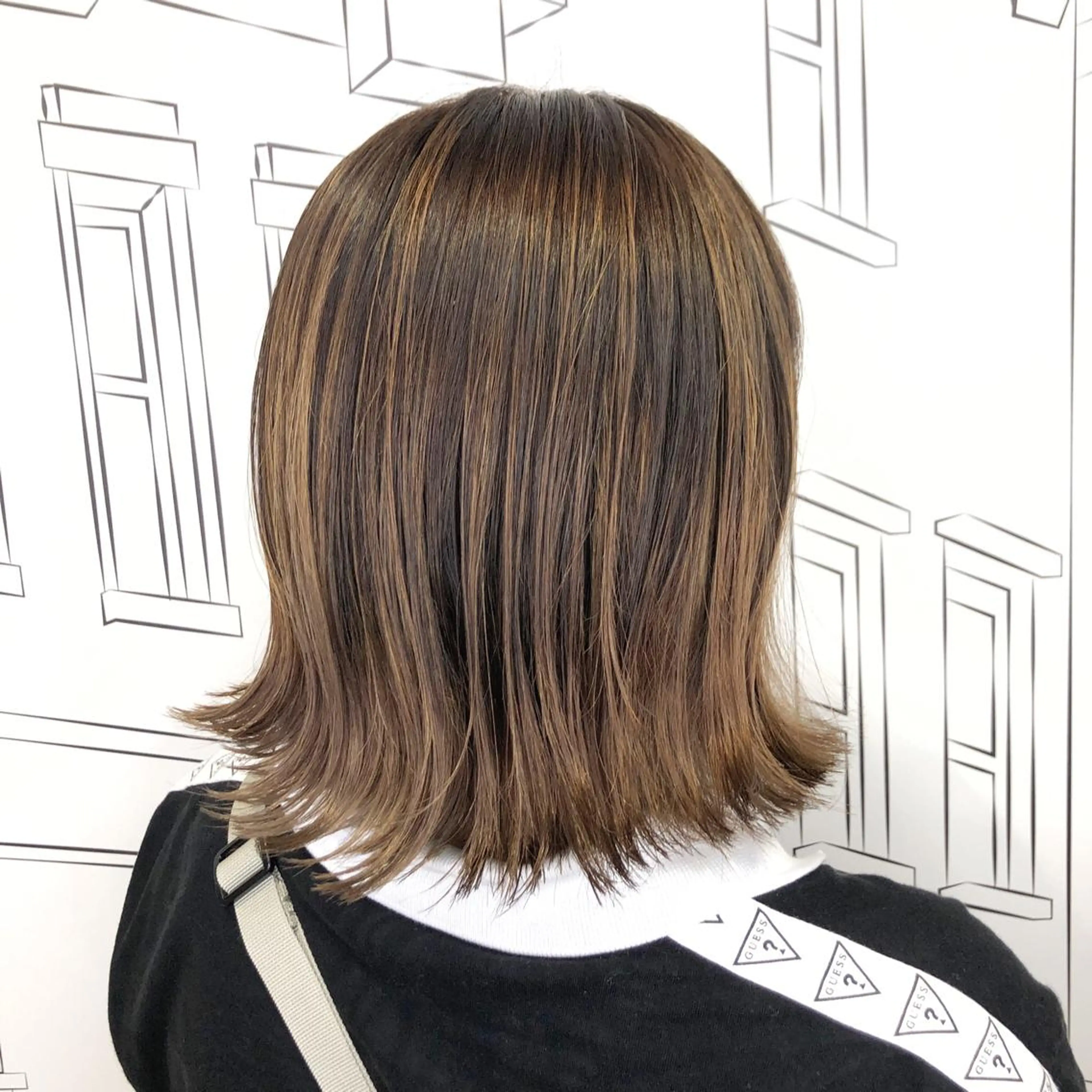 ミディアム カラー TOMOKA 艶髪/透明感カラーのヘアスタイル