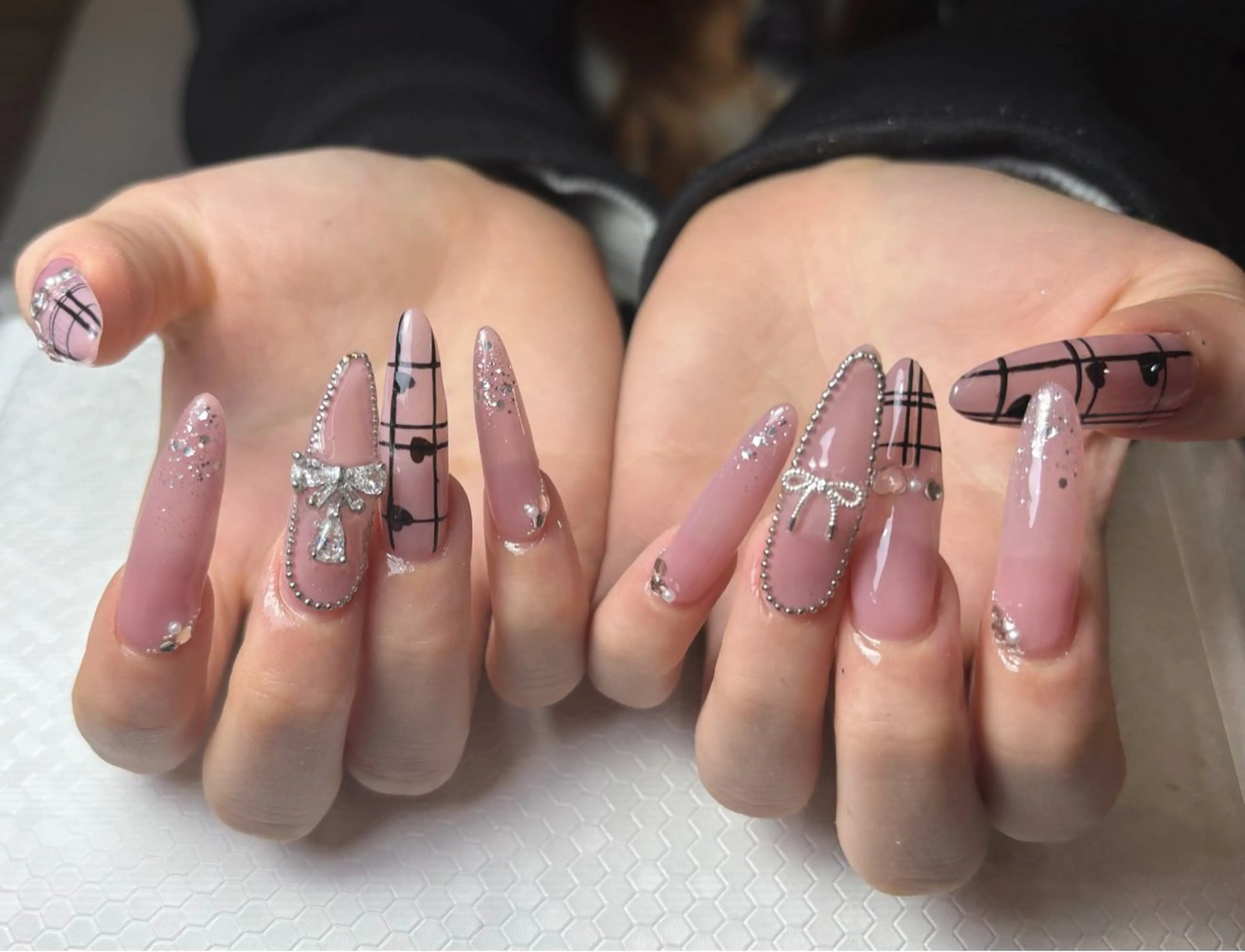 ネイル チークネイル 長さ出し フットネイル フレンチネイル ジェルネイル Niko nailサロンのネイルデザイン