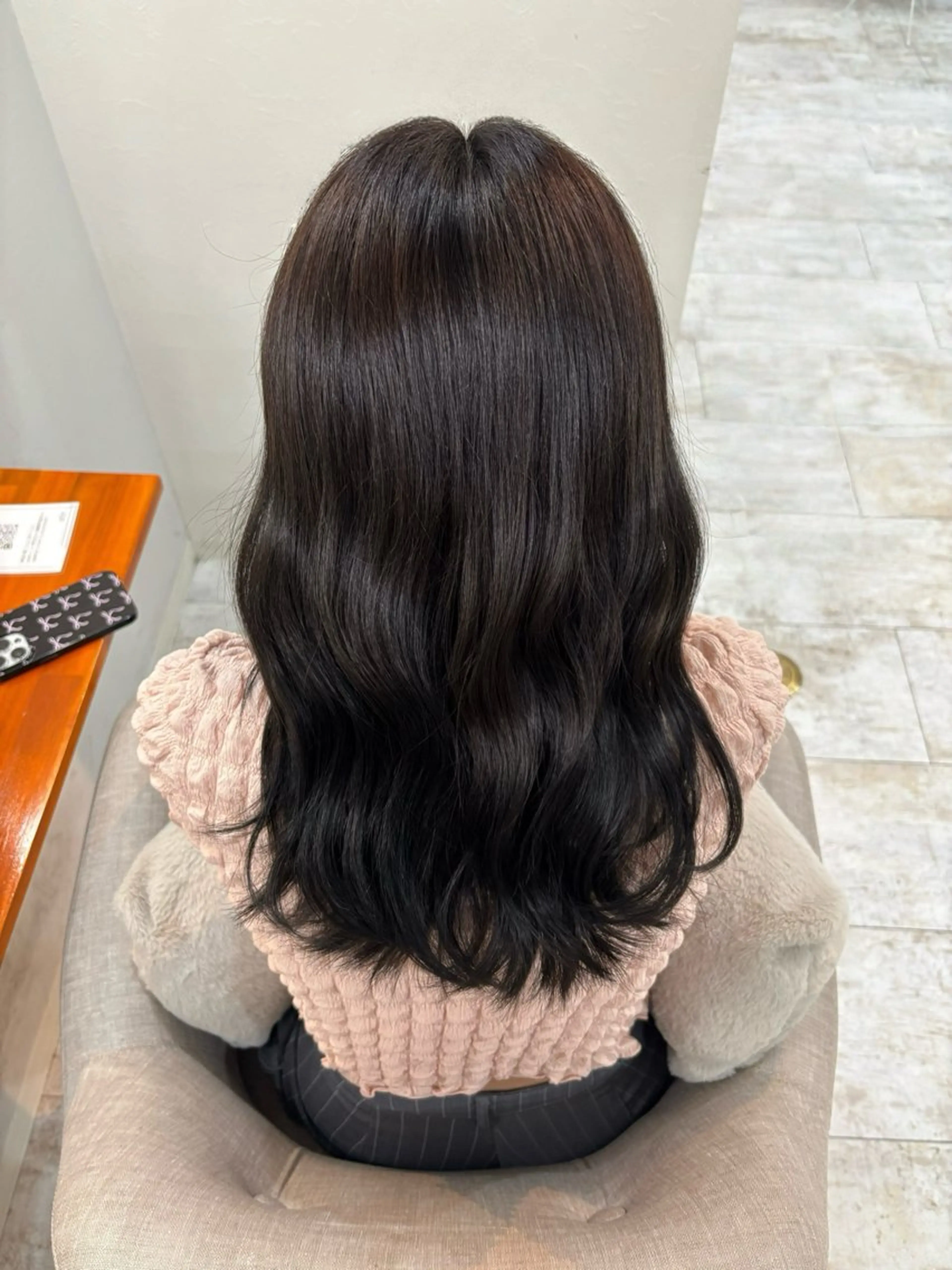 ロング カラー 透明感カラー ダークグレー ダークグレージュ グレージュ ヘアカラー piLLon mayuのヘアスタイル