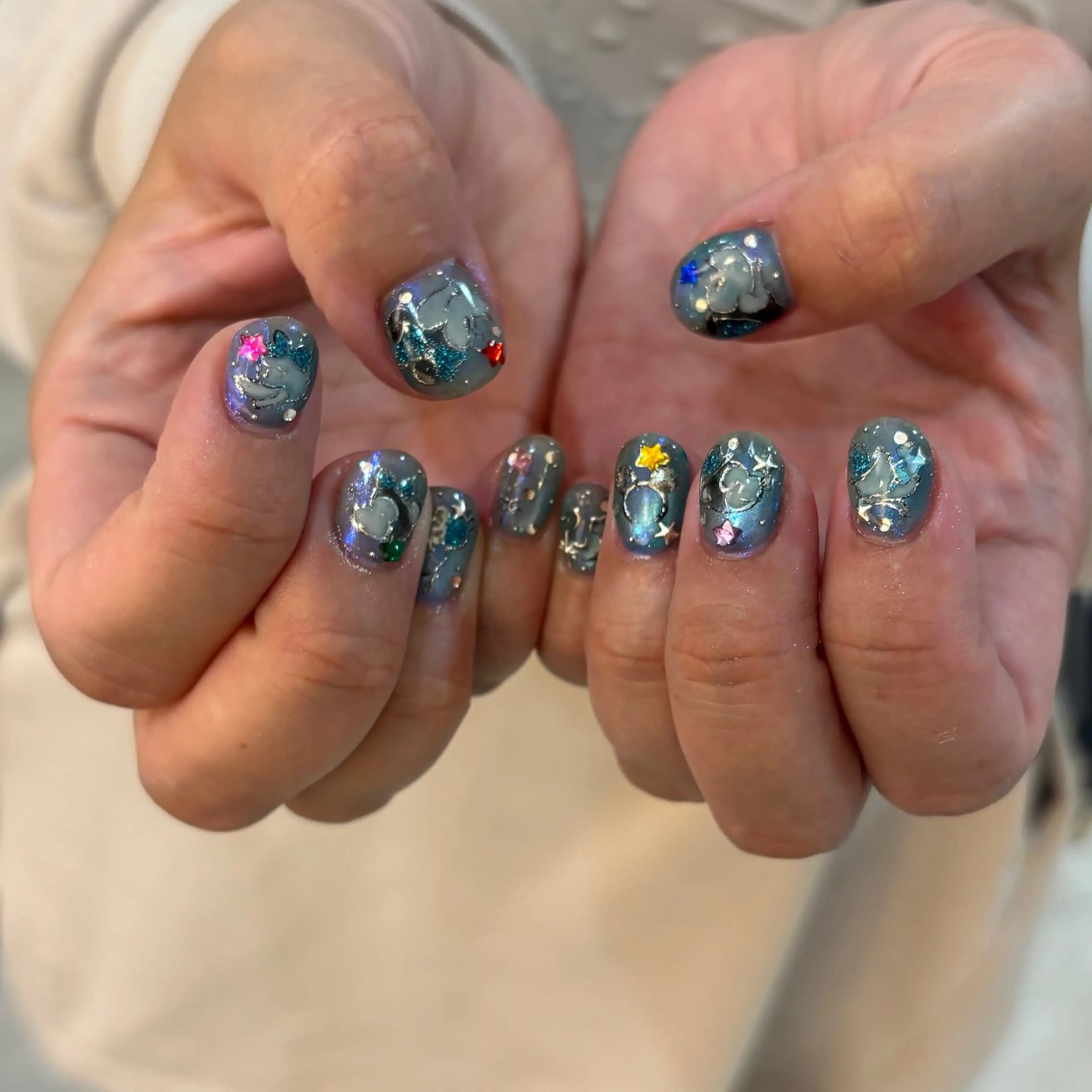 ネイル ハンドネイル フットネイル 栗田 ゆう子のネイルデザイン