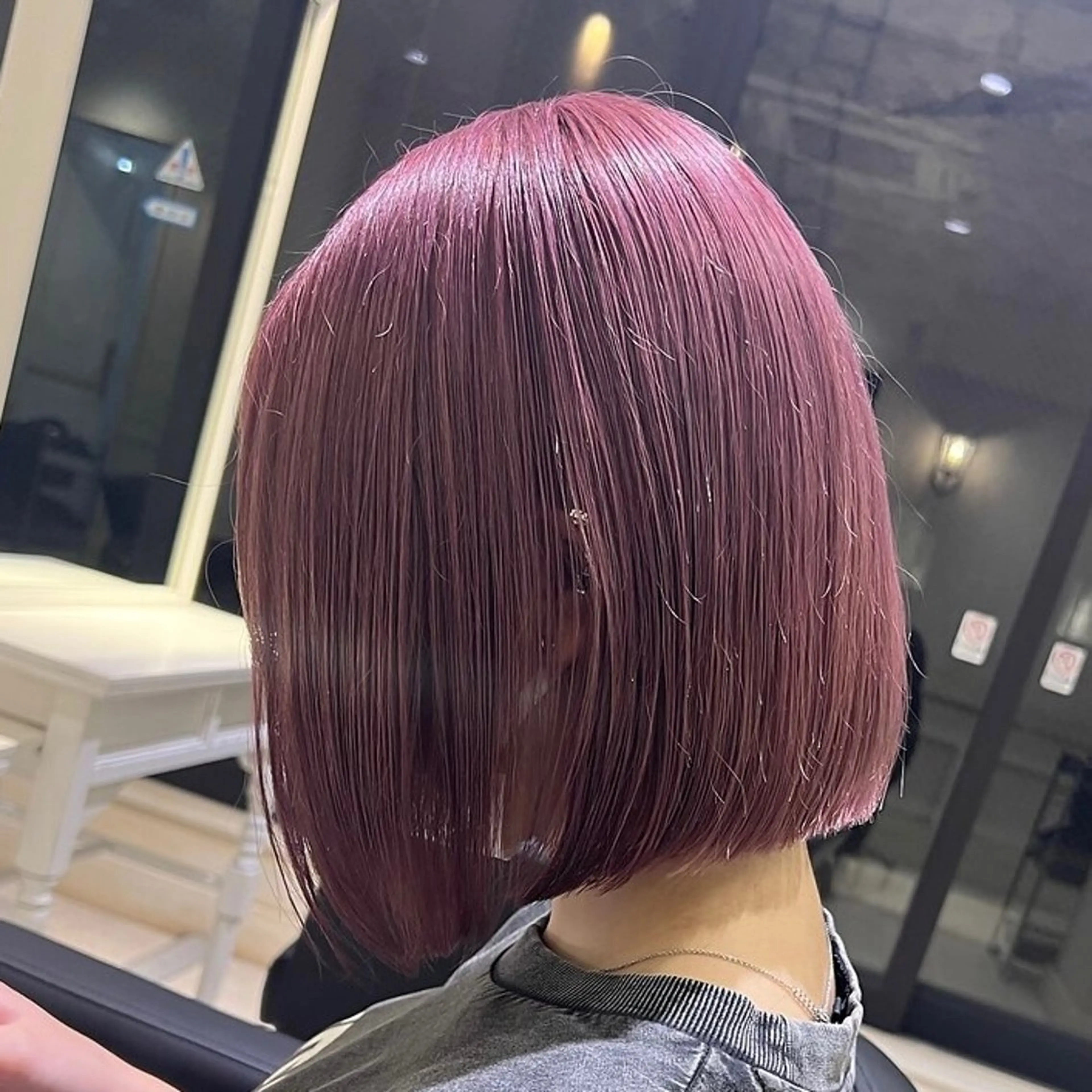 ショート カラー ブリーチ ハイトーンカラー ピンクカラー 💖ブリーチ/暖色 𝐘𝐮𝐢💖のヘアスタイル