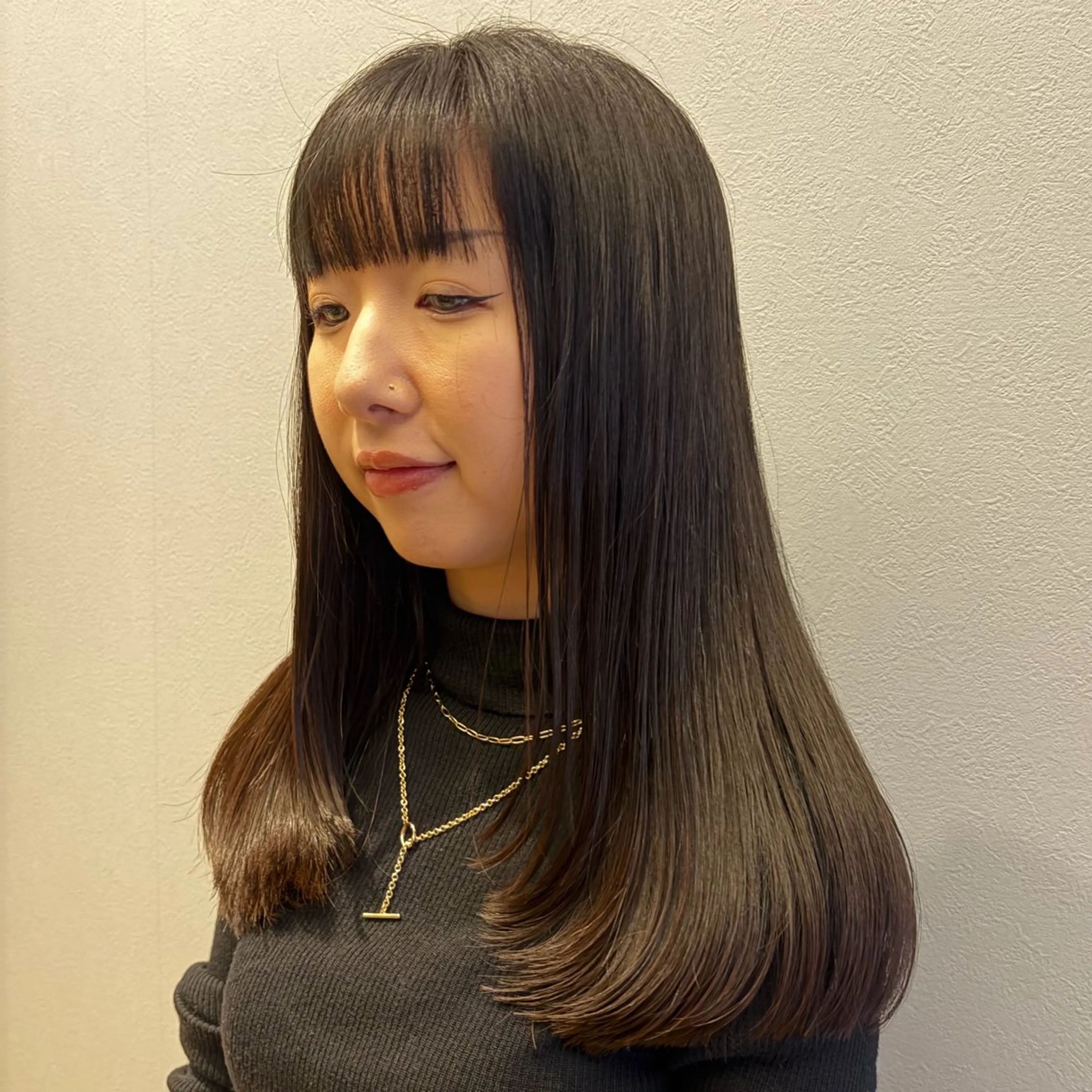 ロング 顔まわりレイヤー 顔周りカット レイヤーカット 田中 優菜のヘアスタイル