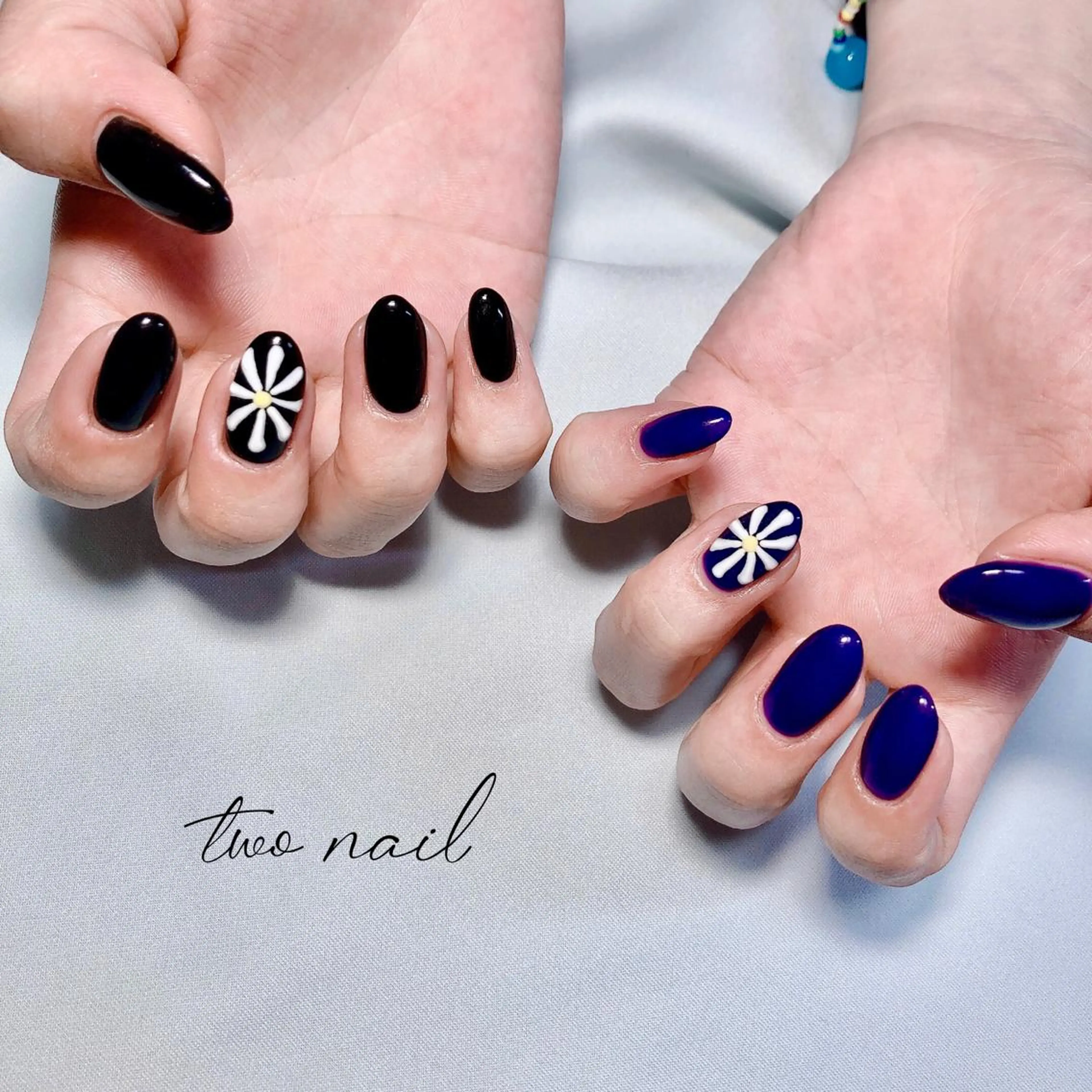 ネイル アートネイル フットネイル ハート ニュアンスネイル ホワイト two nailのネイルデザイン