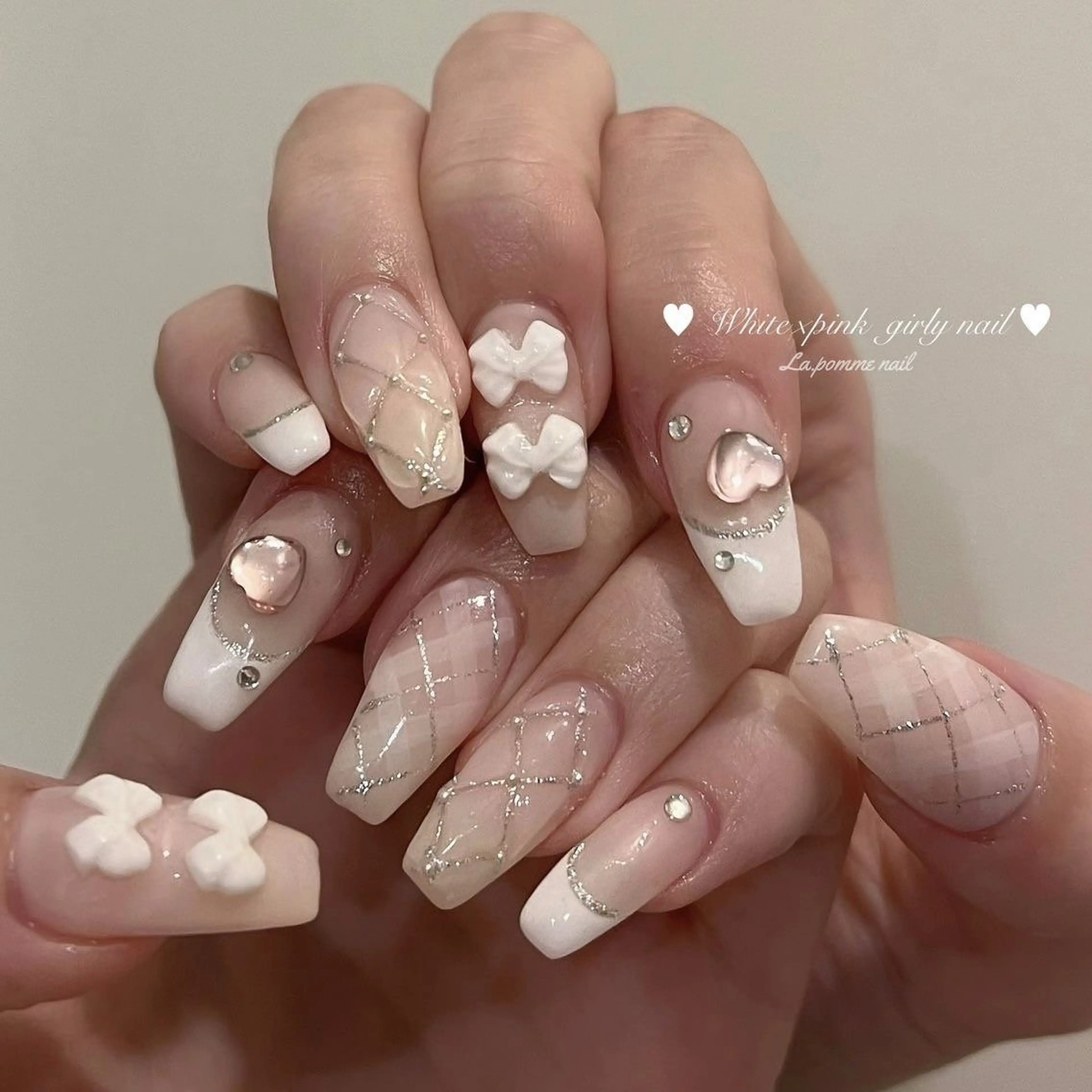 ネイル マグネットネイル ピンク ネイルチップ 冬ネイル Lee Nailsのネイルデザイン