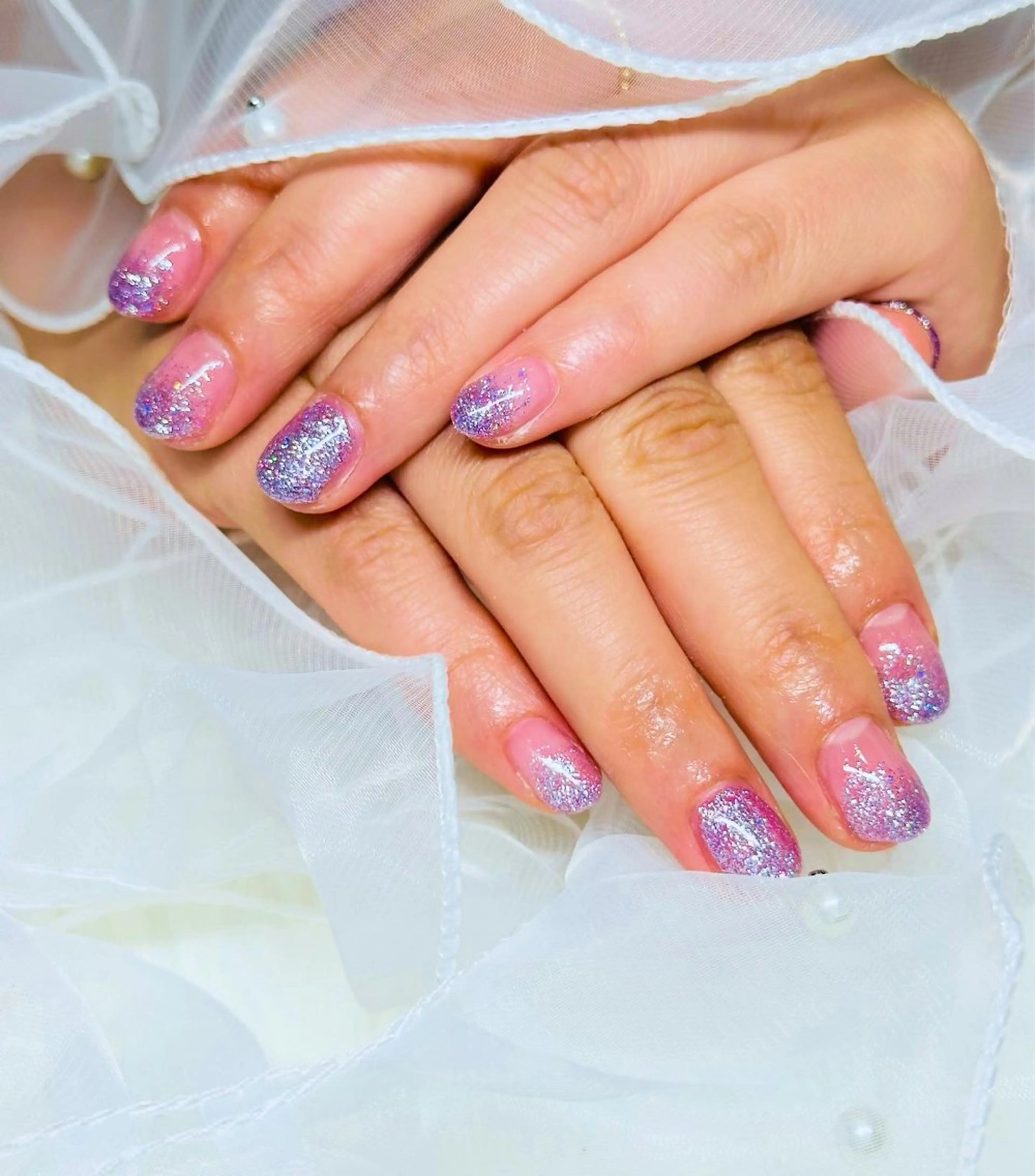 ネイル グラデーション ラメ(グリッター) ワンカラーネイル パープル ハンドネイル 田端 笑理菜のネイルデザイン