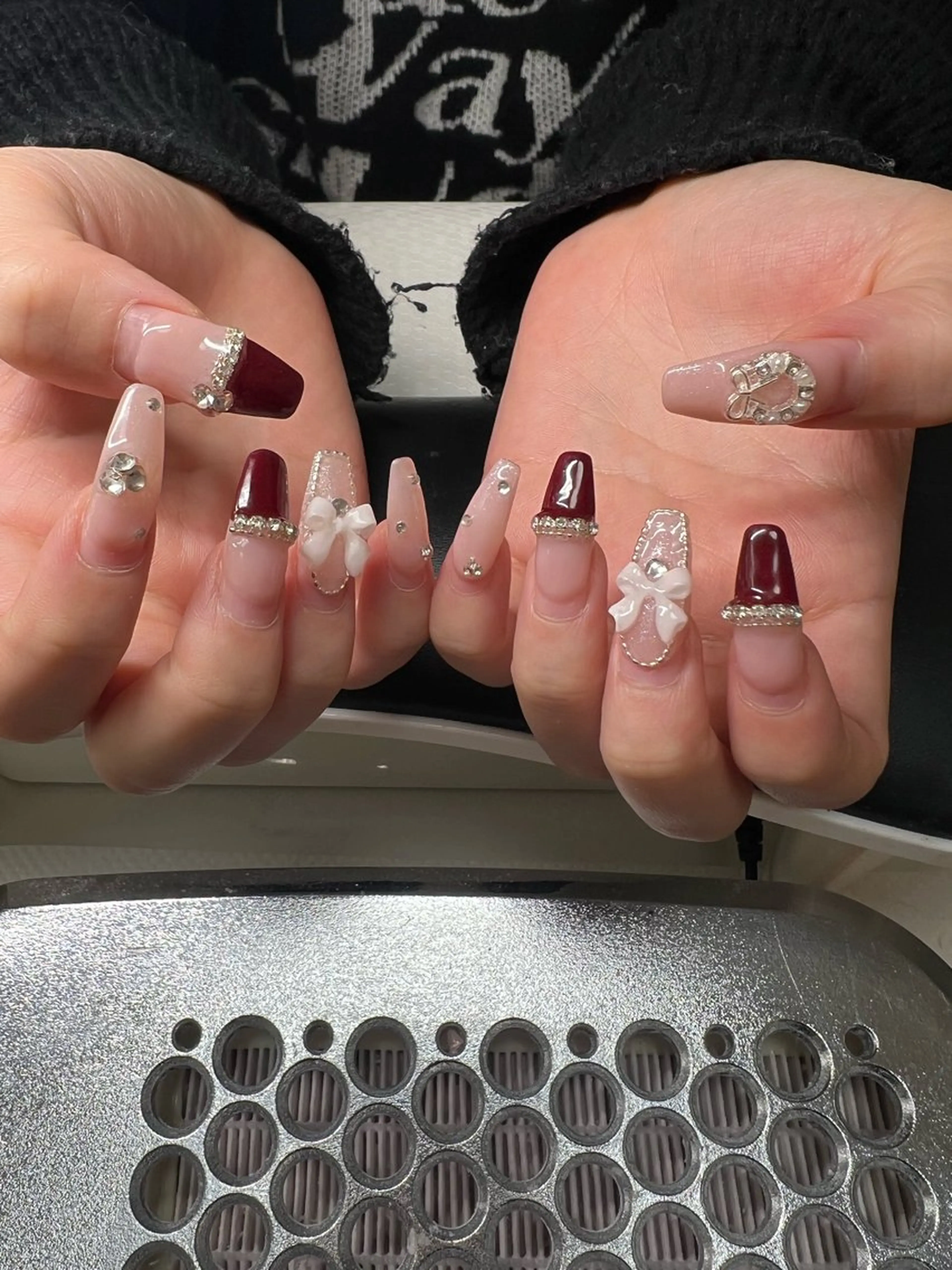 ネイル オーロラネイル チークネイル 長さ出し フットネイル フレンチネイル Lee Nails チップ長さだし専門店のネイルデザイン