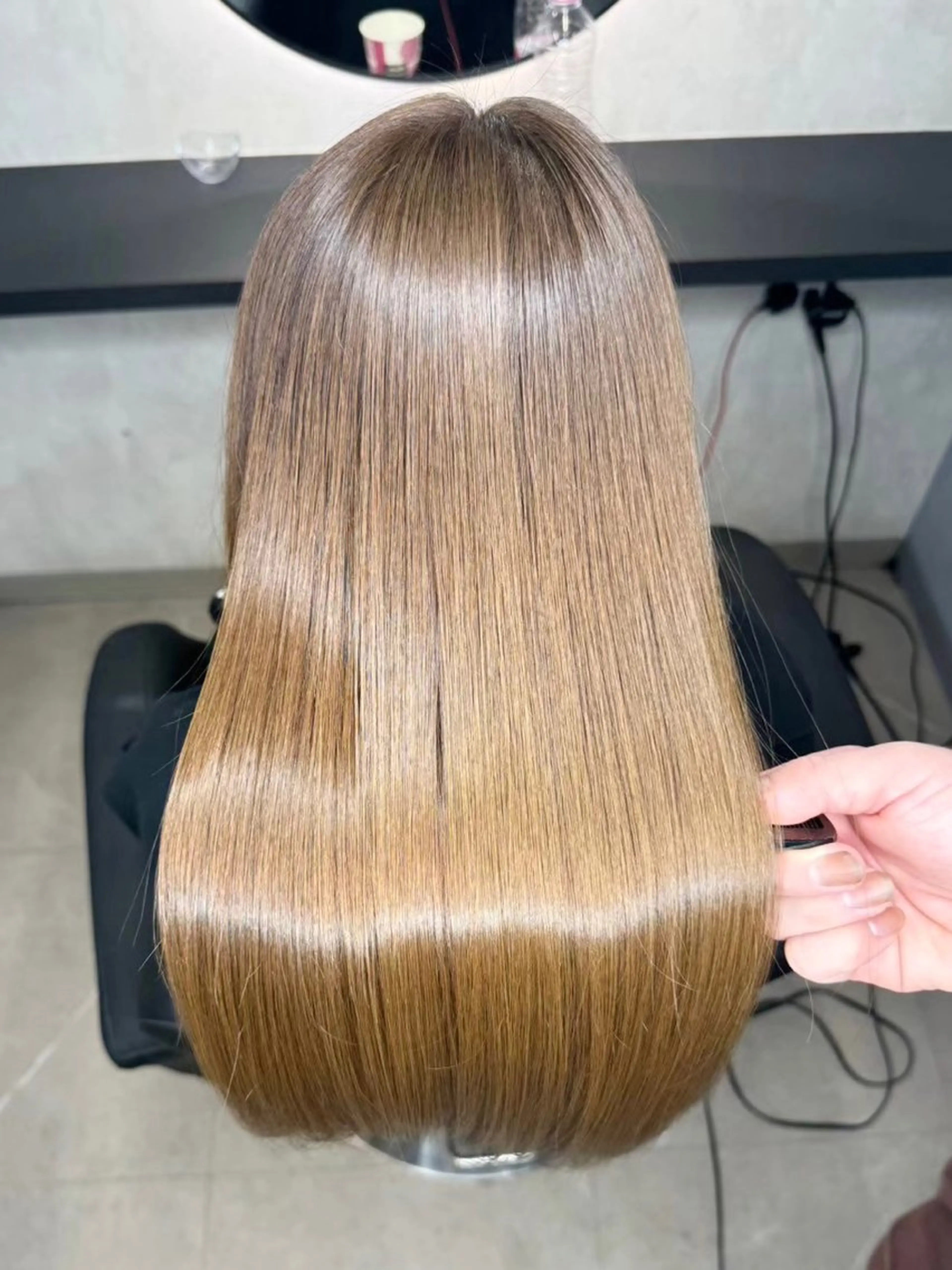 ロング ハイトーン/レイヤー カット岩田健斗/新宿のヘアスタイル