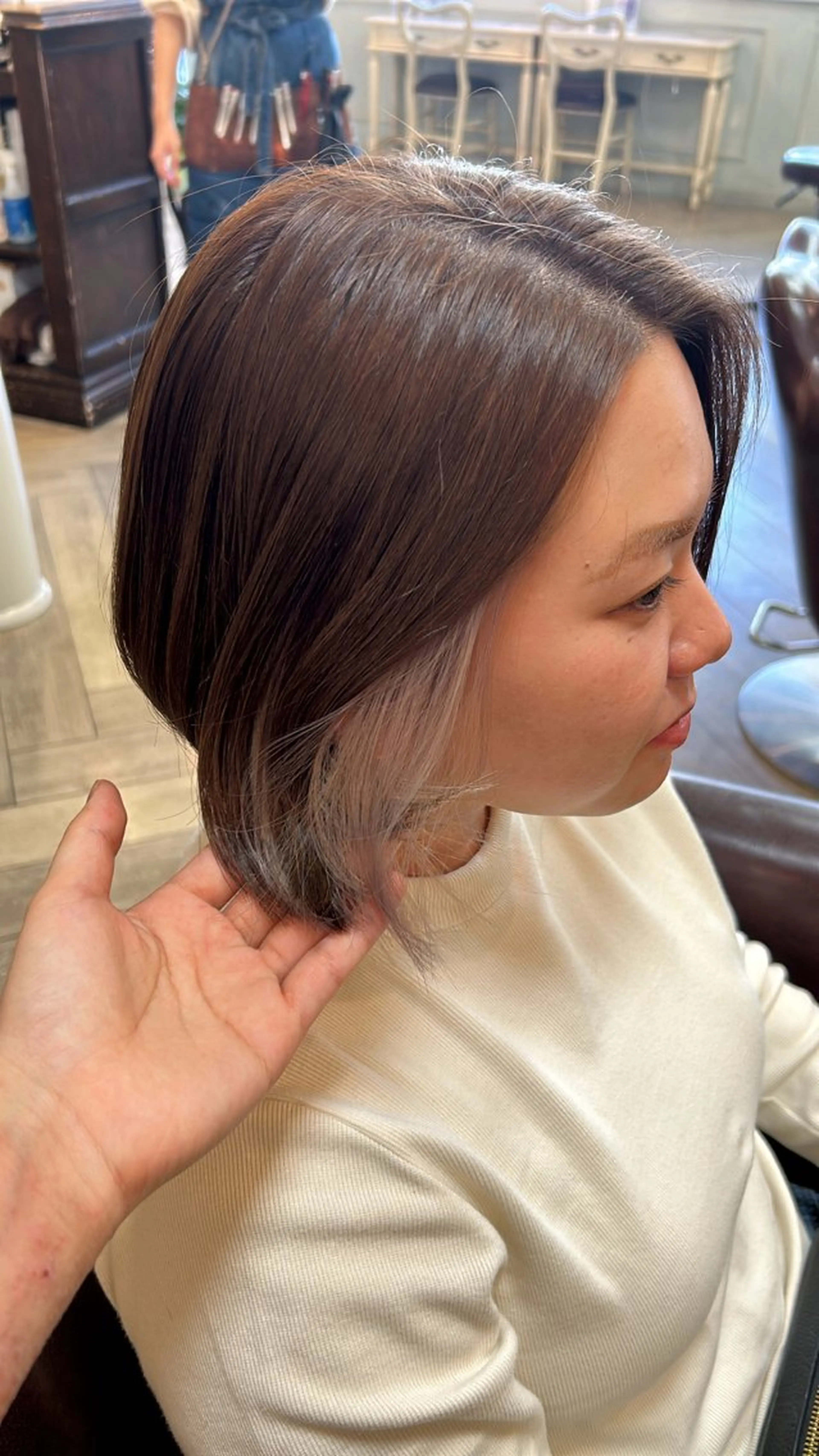 ショート カラー カット ヘアカラー アオバ / ハイトーンカラーのヘアスタイル