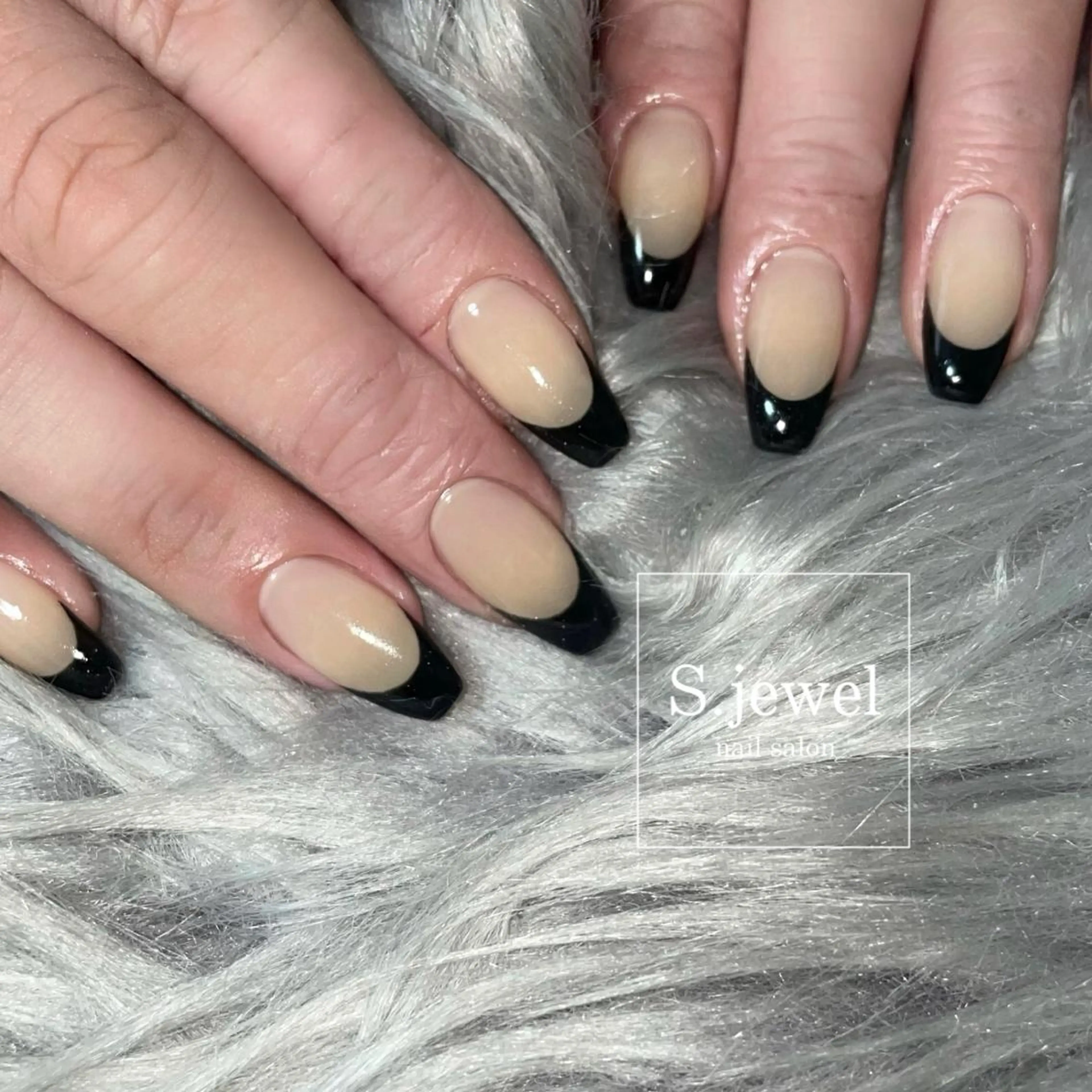 ネイル S. JEWELのネイルデザイン