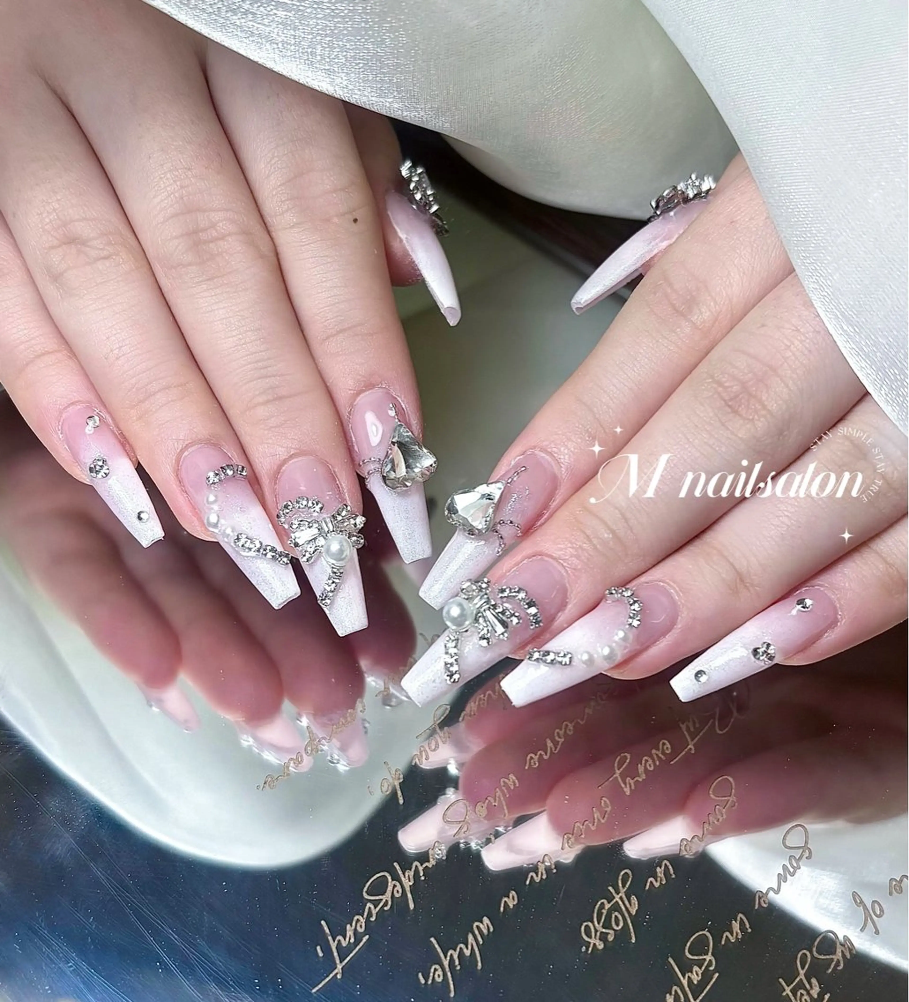 ネイル ハンドネイル M🌷nail 長さだし専門店のネイルデザイン