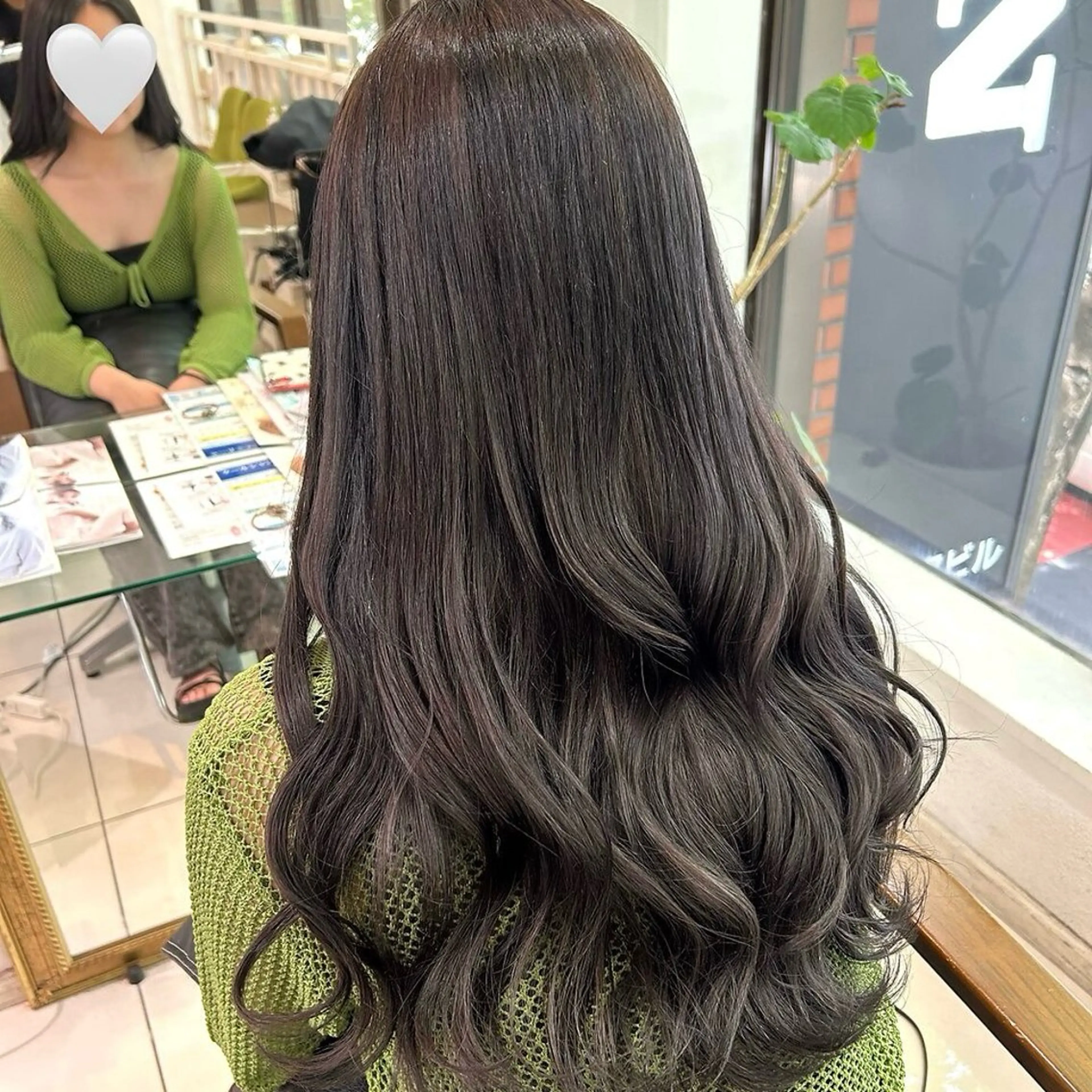 ロング カラー 髪質改善 竹川裕太のヘアスタイル