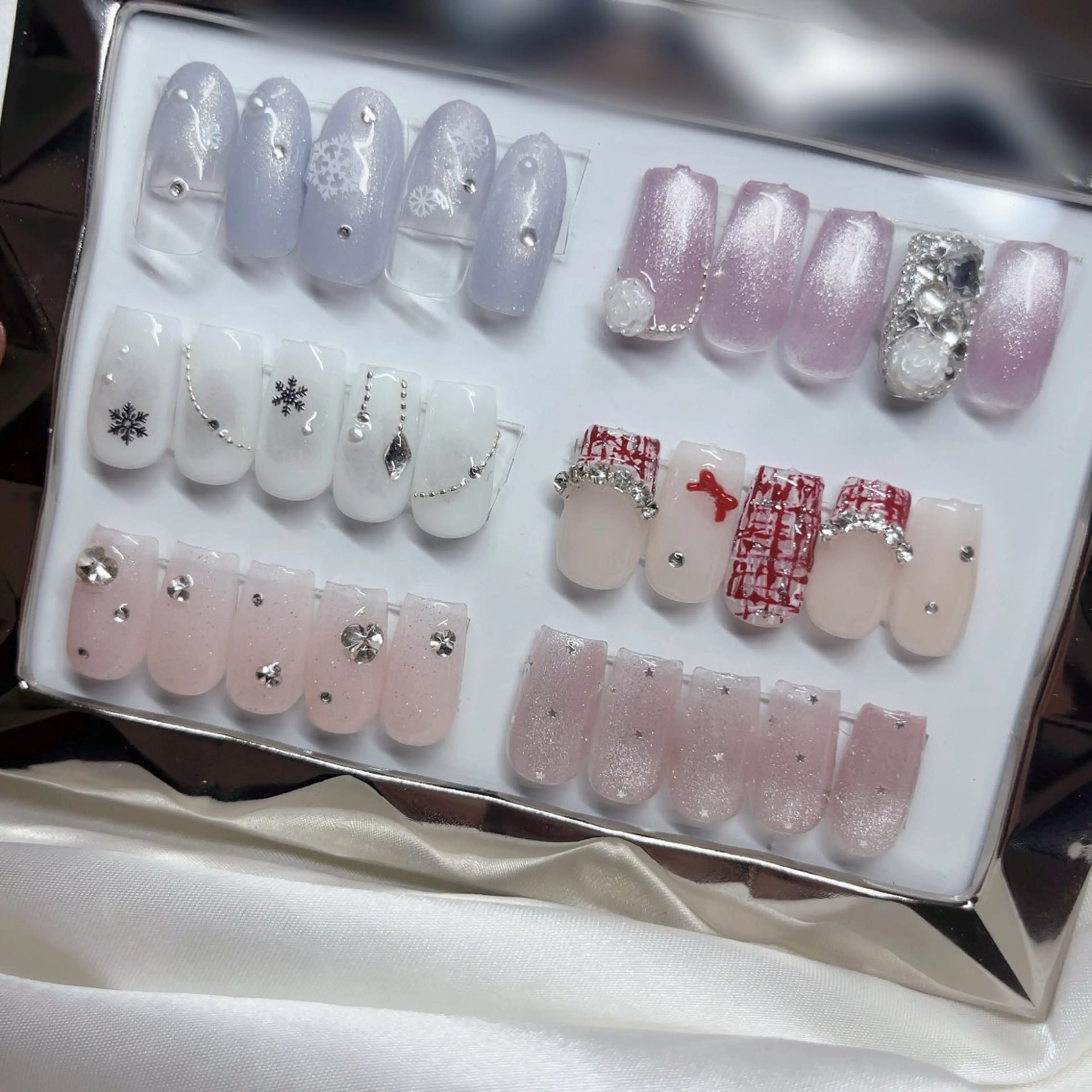 ネイル ハンドネイル emilia nailのネイルデザイン