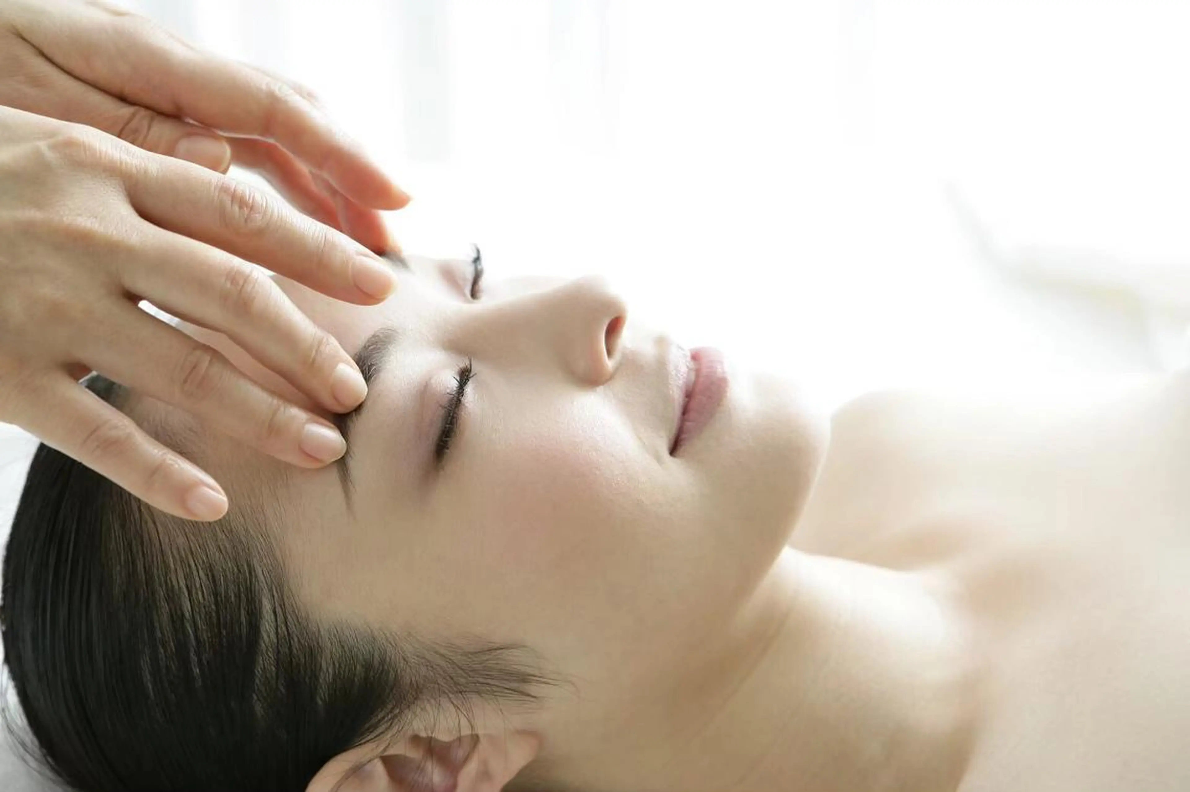 お顔〜肩デコルテのマッサージ新人レッスンモデル募集♪45分2750円の写真