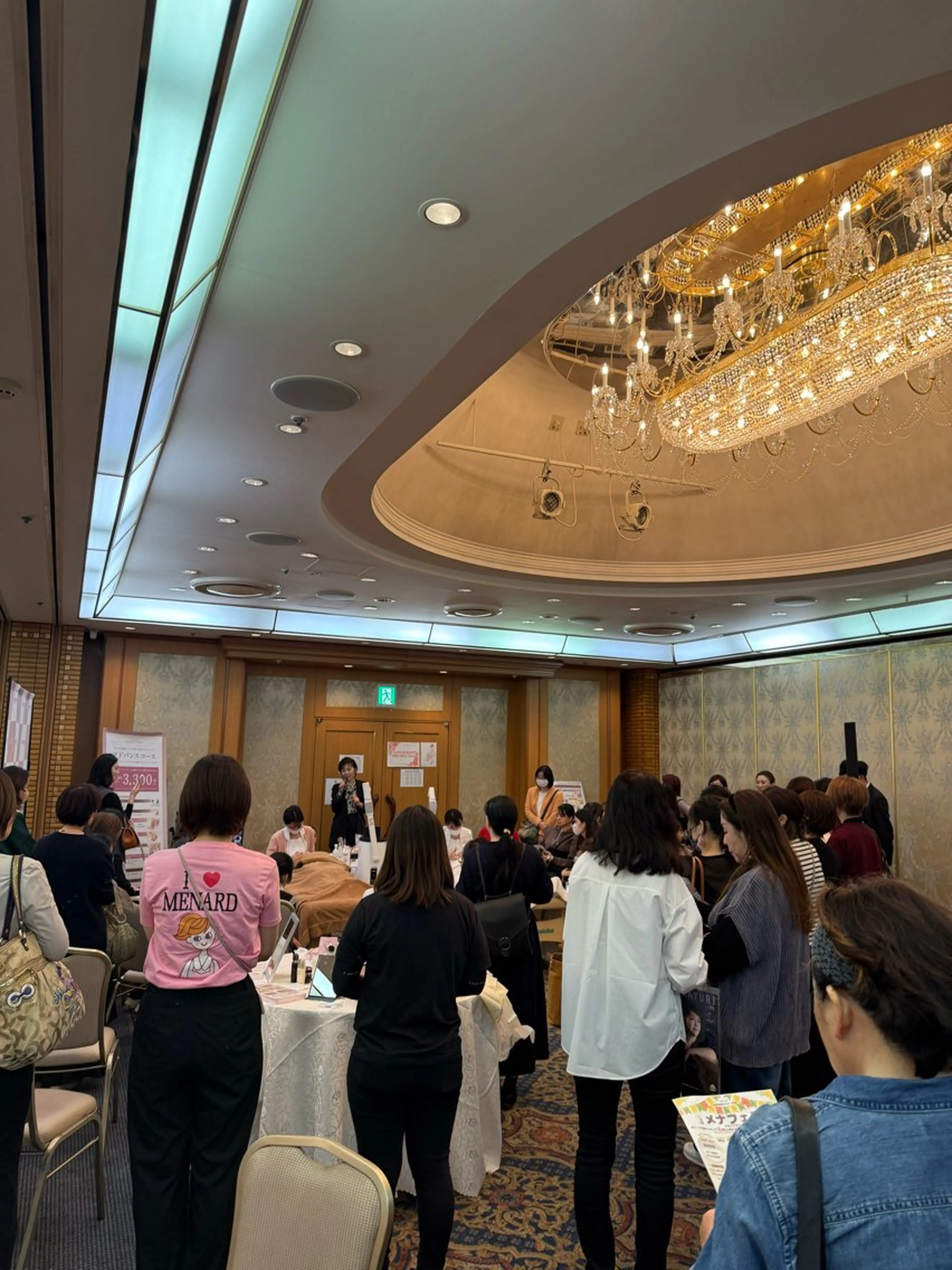 メナード丸の内ヒルズ 柳田りさのエステ・リラクイメージ