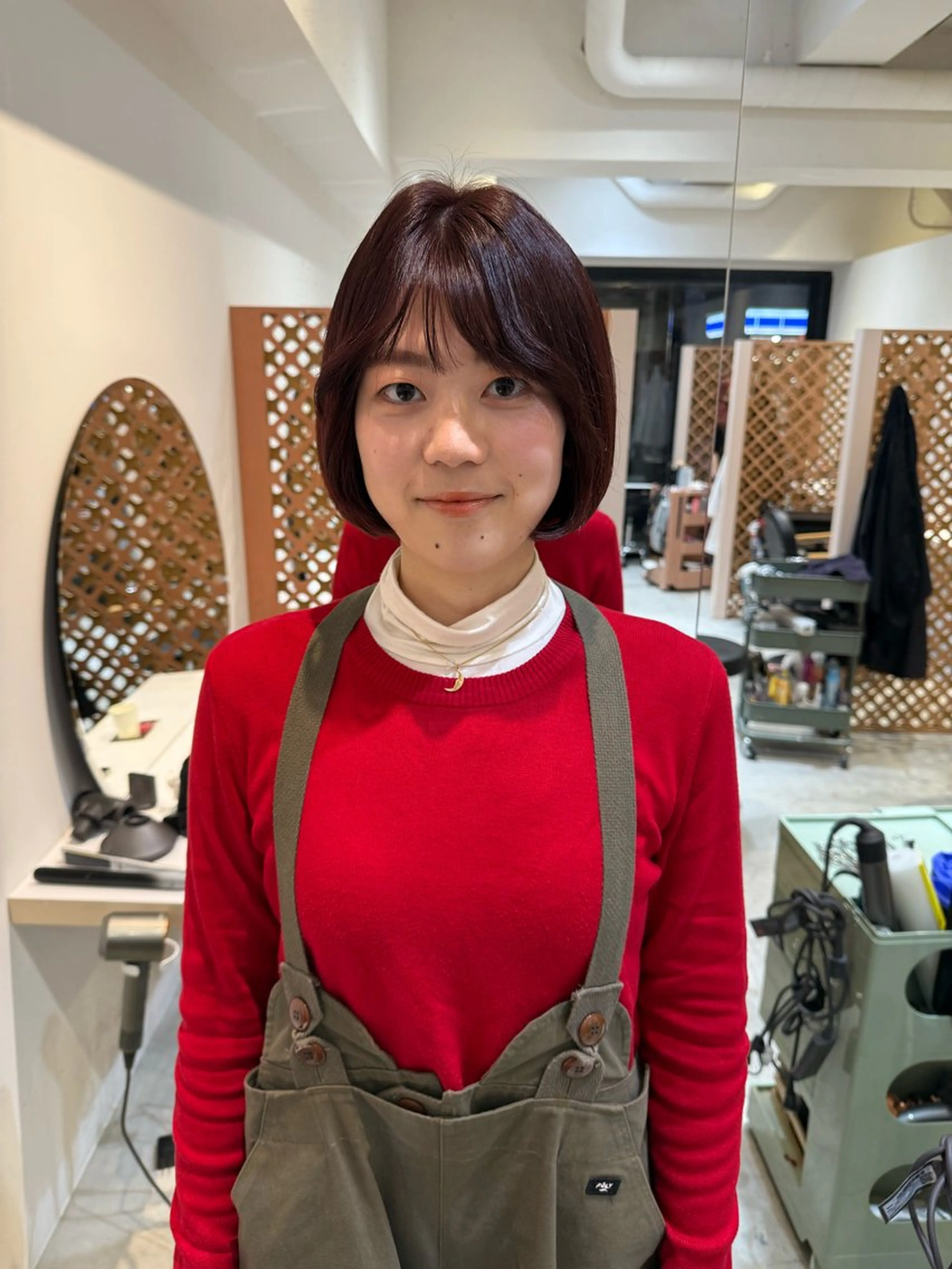 ショート ボブ カット ヘアカラー トリートメント AYAKA 下北沢suuのヘアスタイル