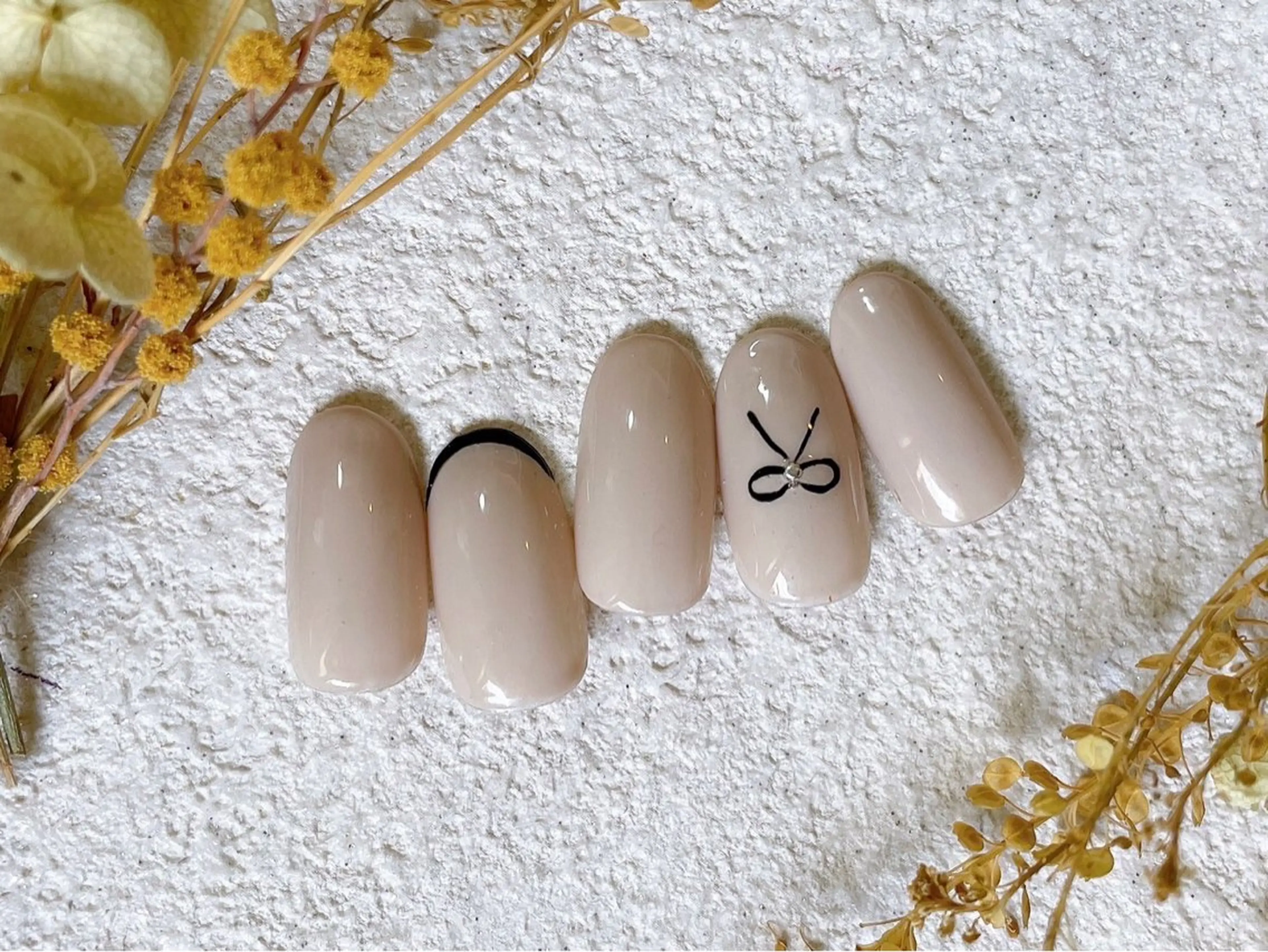 ネイル オーロラネイル フットネイル フレンチネイル ジェルネイル 韓国ネイル ハンドネイル kiki nail &brow二子玉川の眉毛・アイブロウイメージ