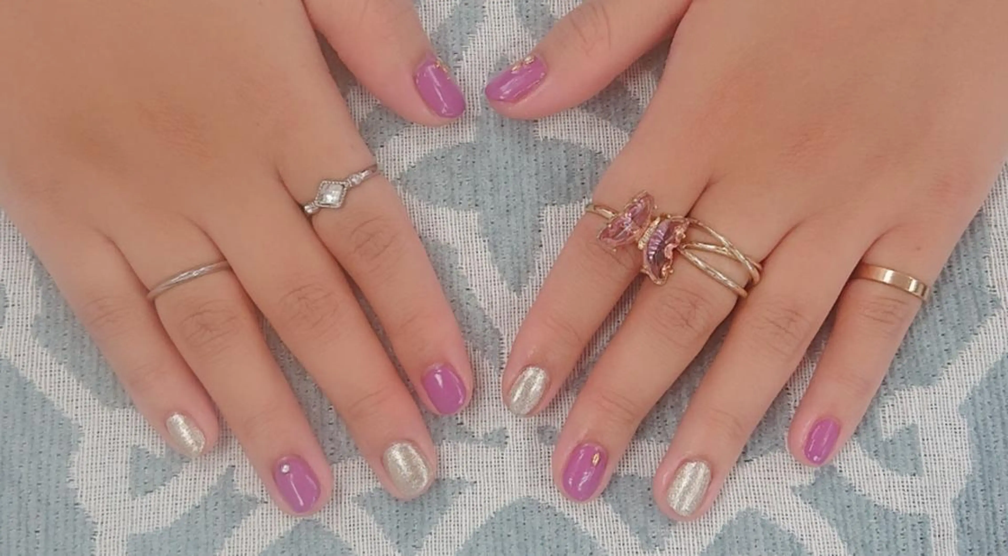 ネイル 🍒当日もOK🍒 𝑳𝑼𝑵𝑨花井のネイルデザイン